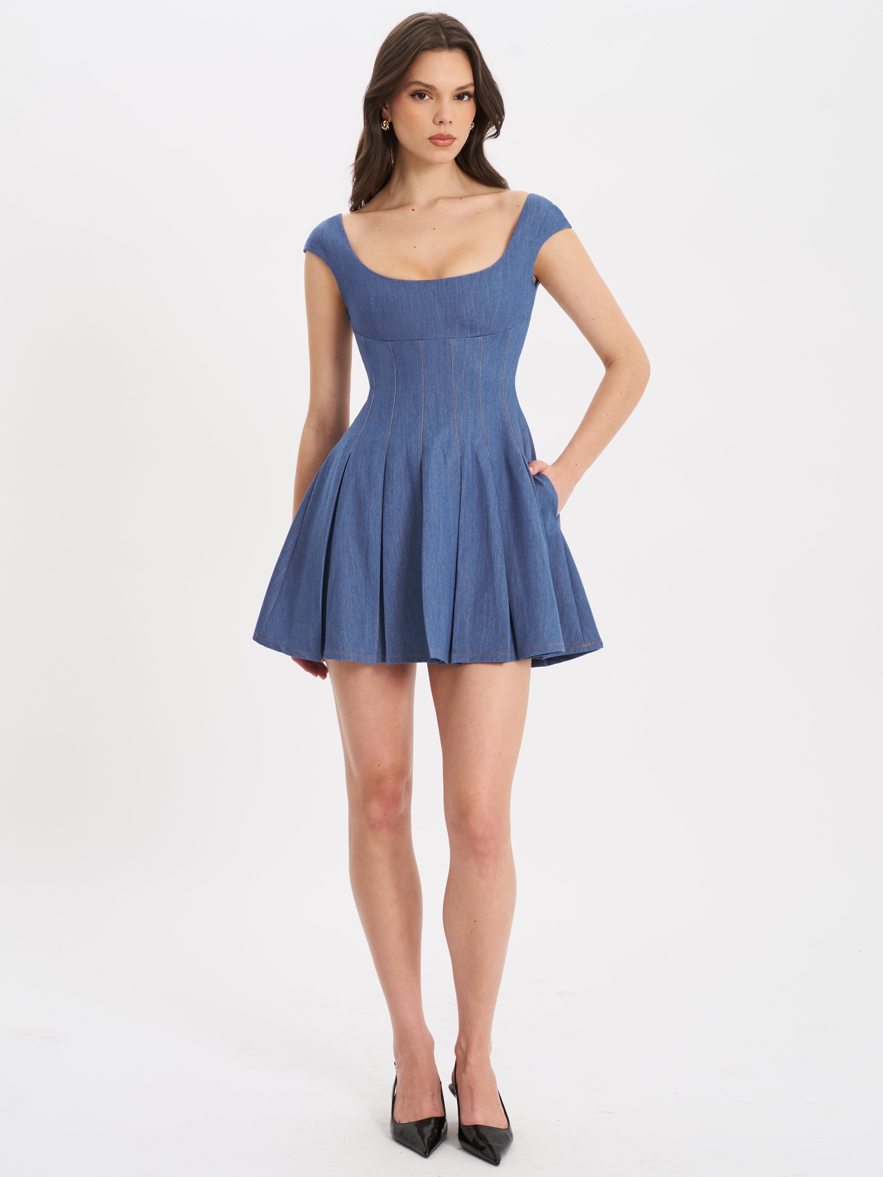 robe épaules dénudées en denim