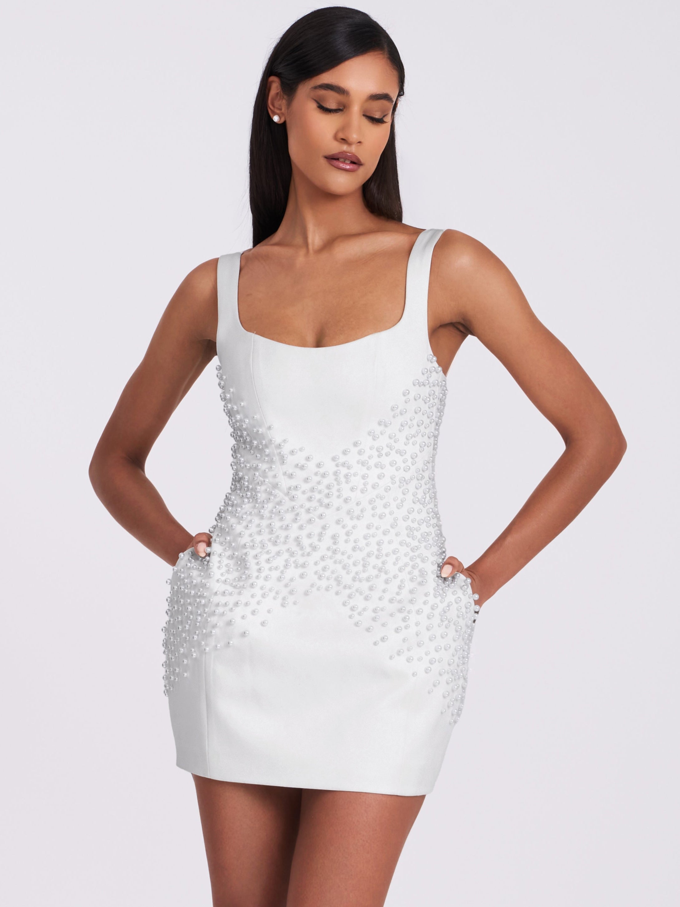 robe mini Tais Pearl Beaded Cocoon Shape