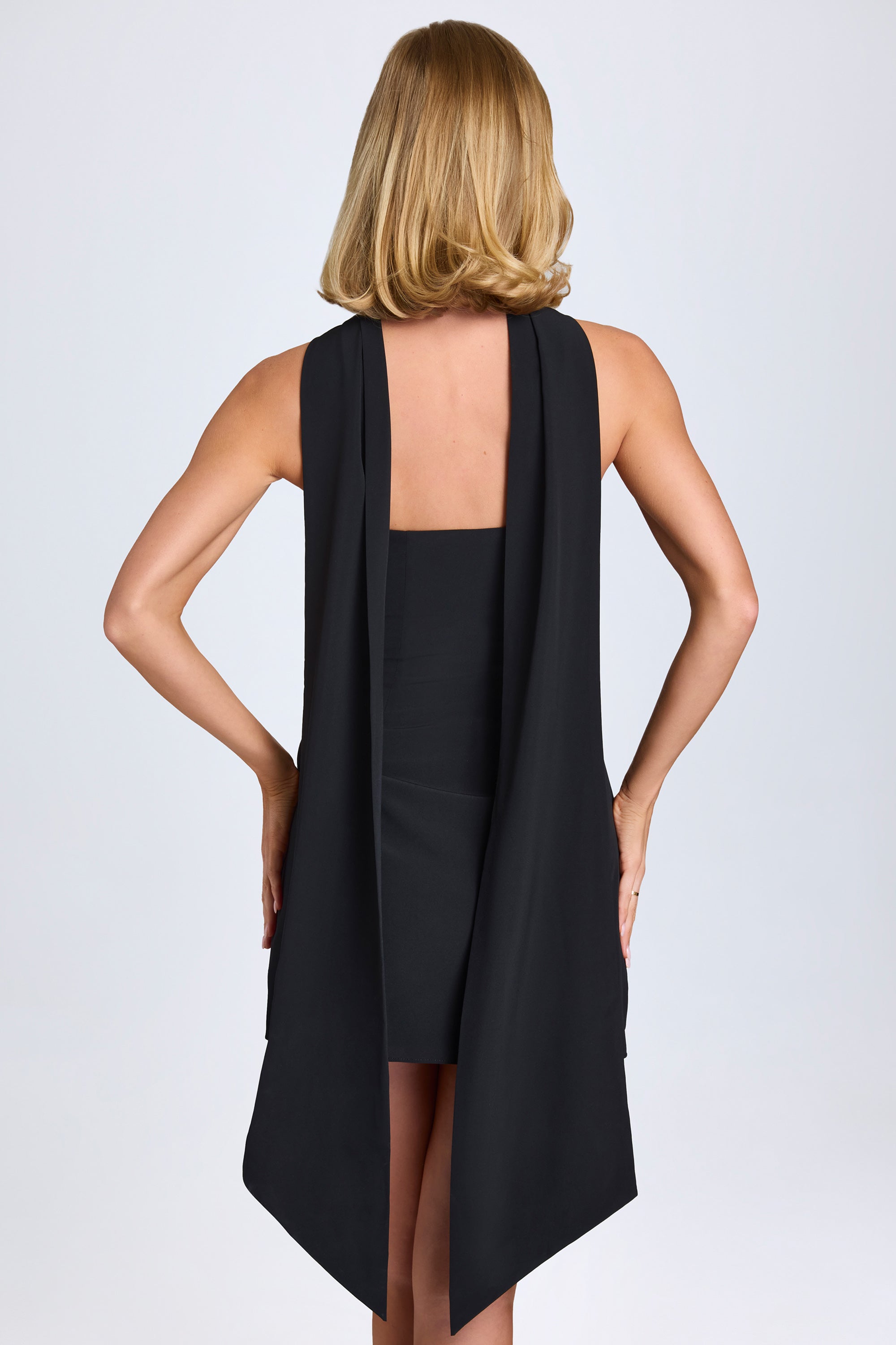 Robe noire A-line