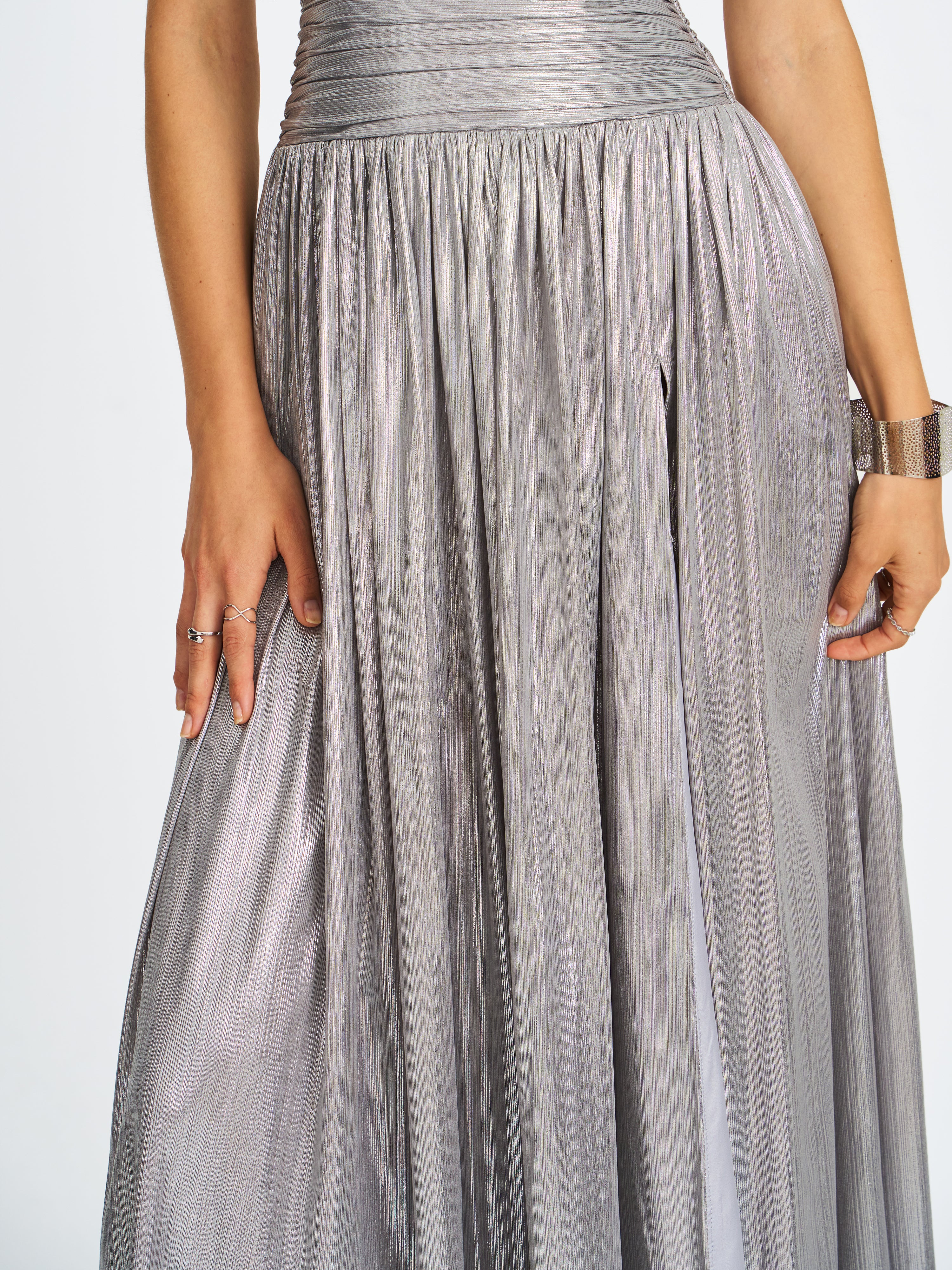 robe avec tissu métallisé
