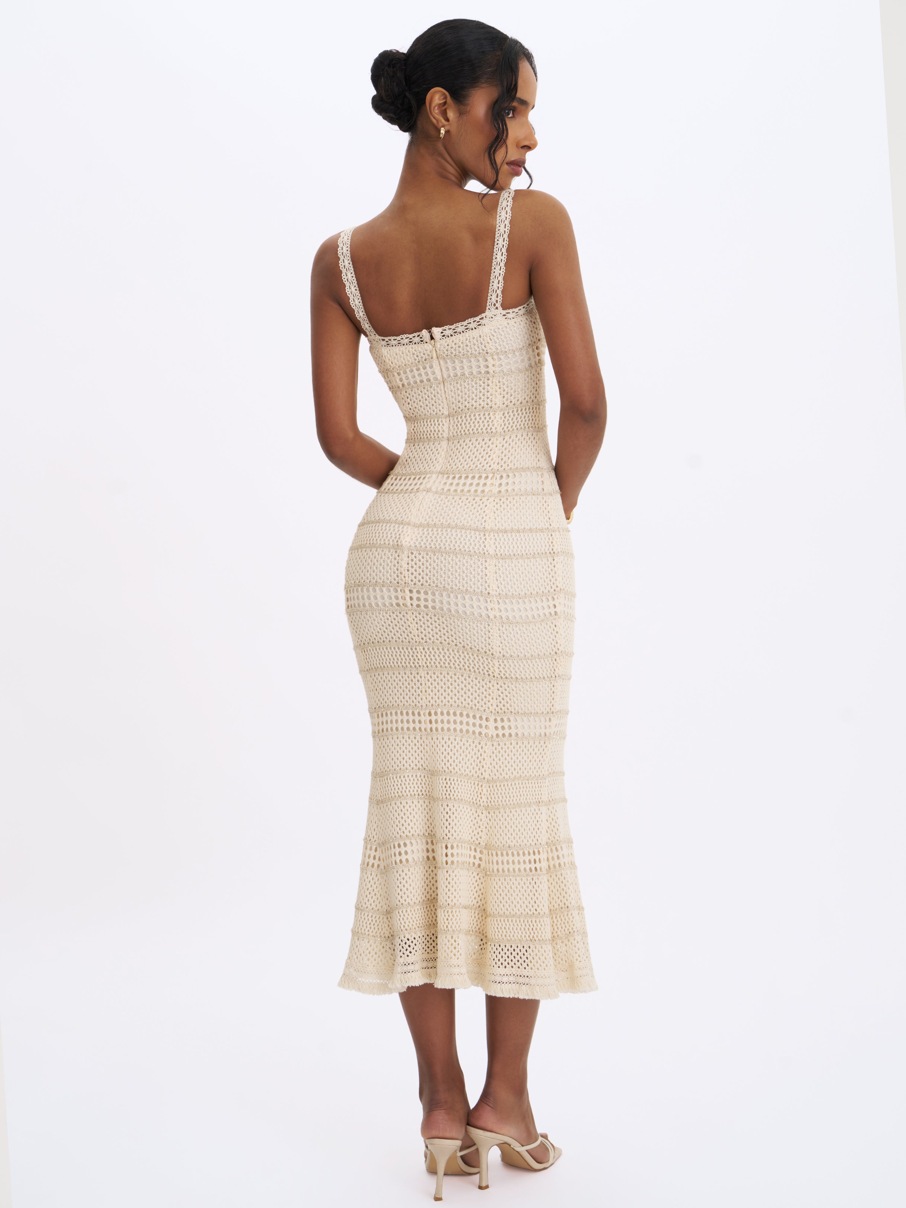 détails luxueux de la robe Xiomara
