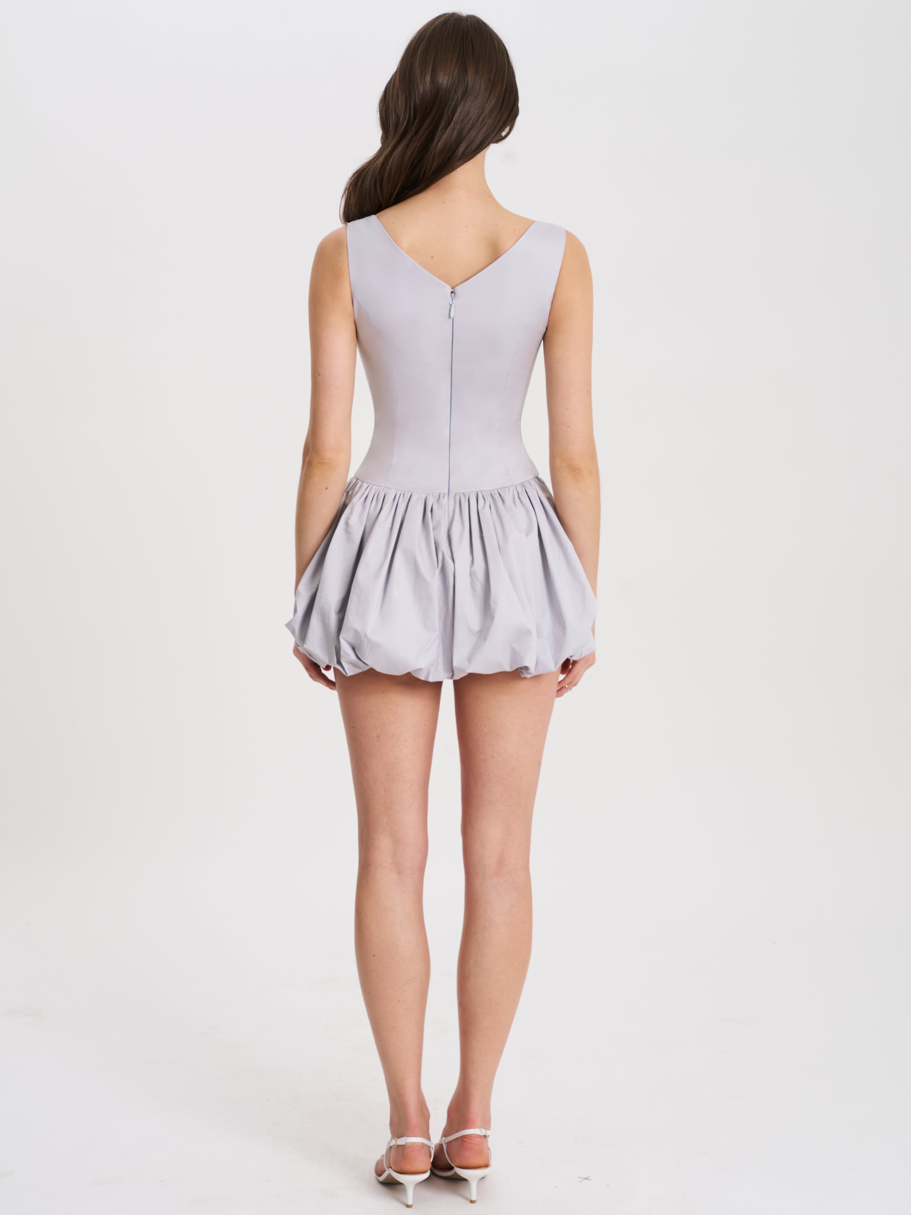 robe courte à corset grise