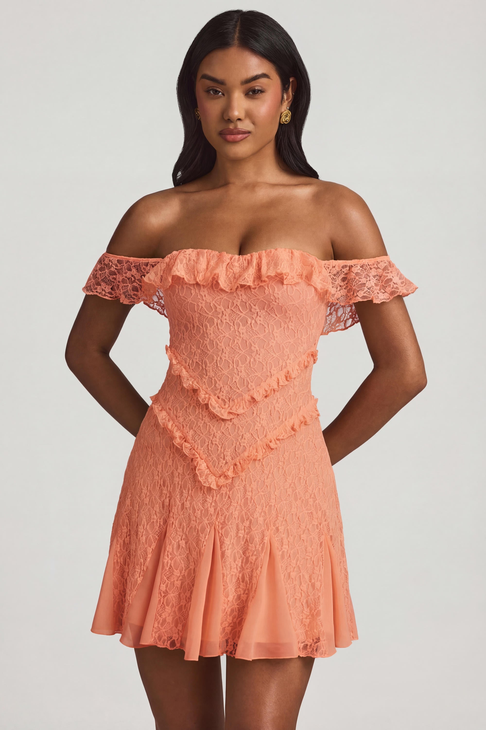 robe élégante dentelle pêche