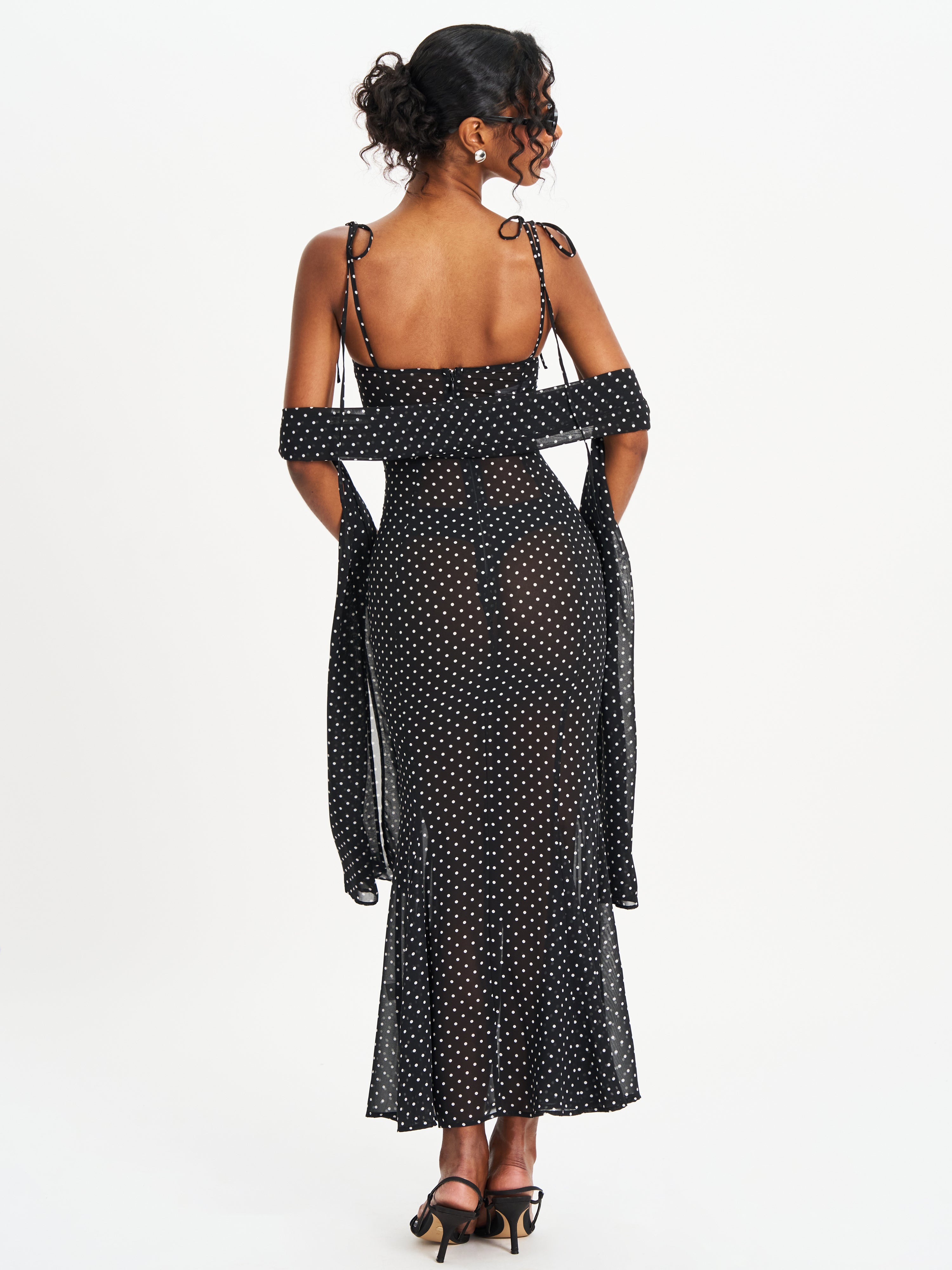 robe Yadira soirée au coucher du soleil