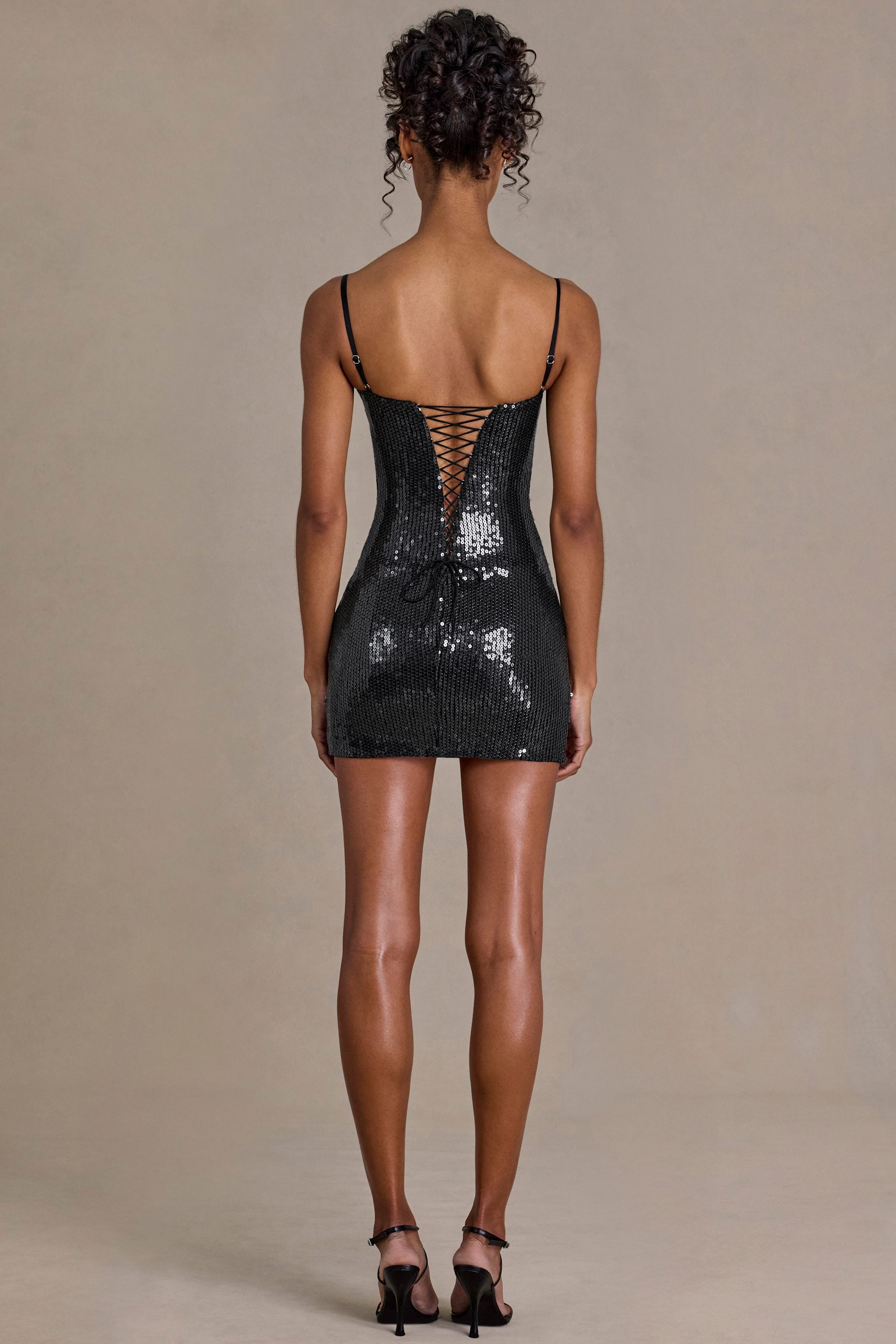 robe à sequins noire mini