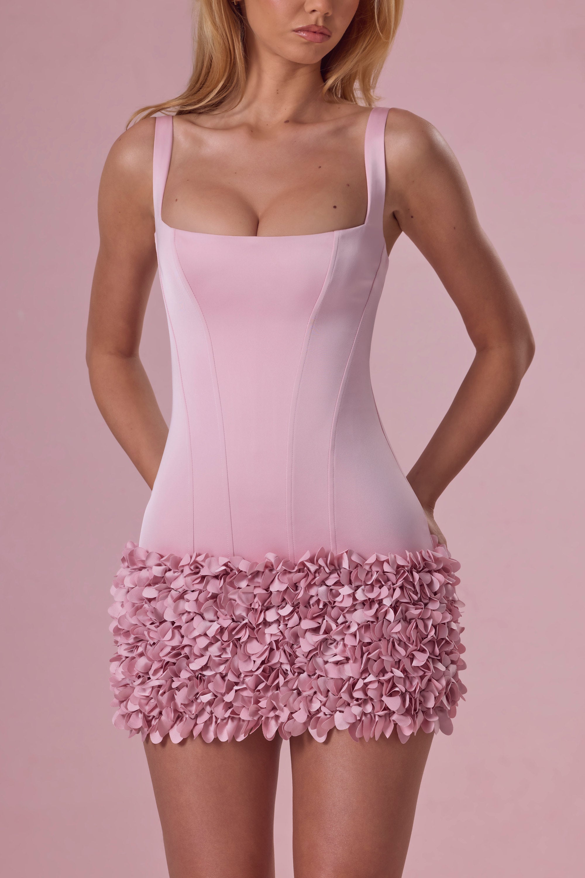 Satin Mini Dress élégante