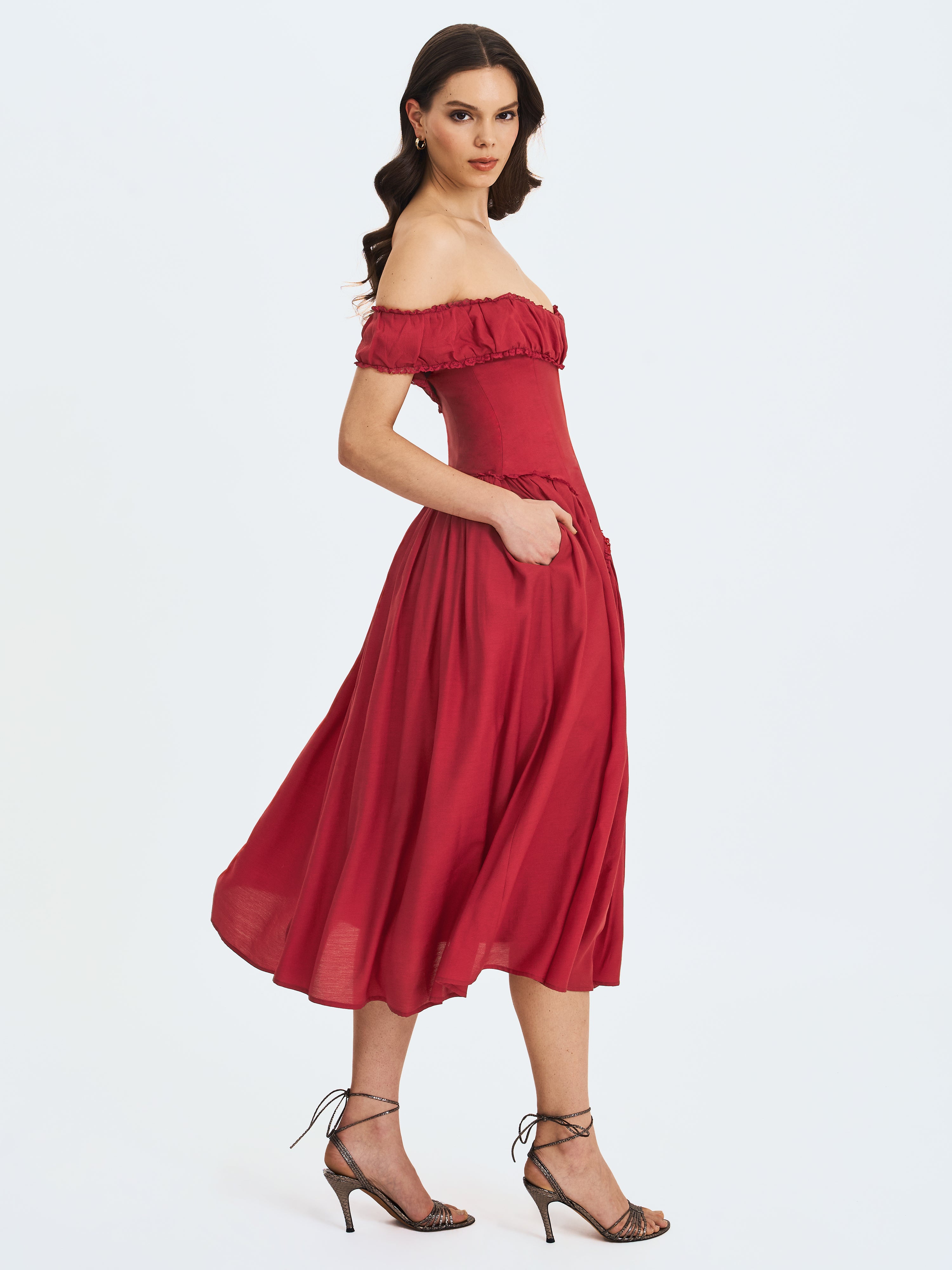 rouge corset-dress chic