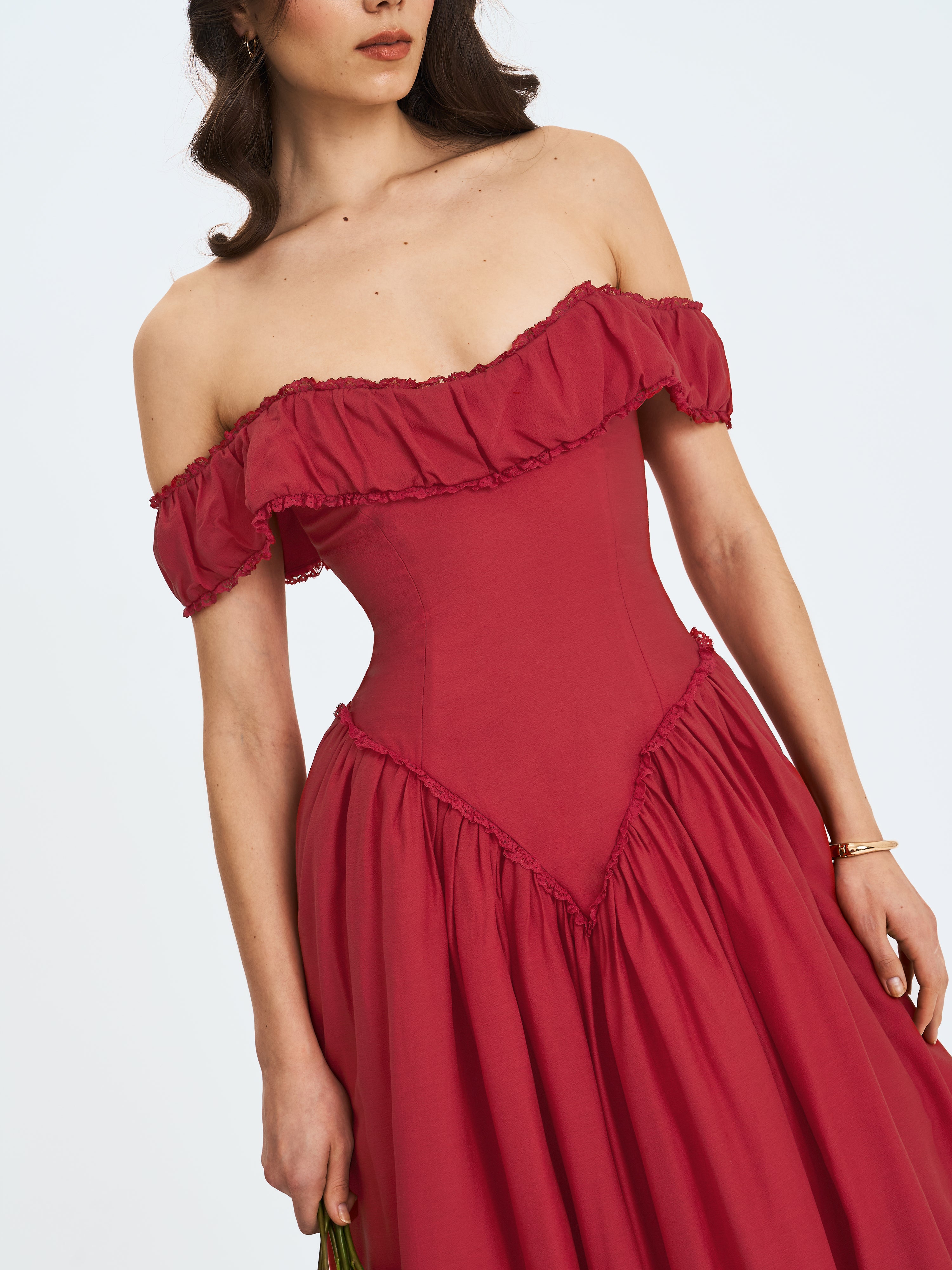 robe épaule dénudée