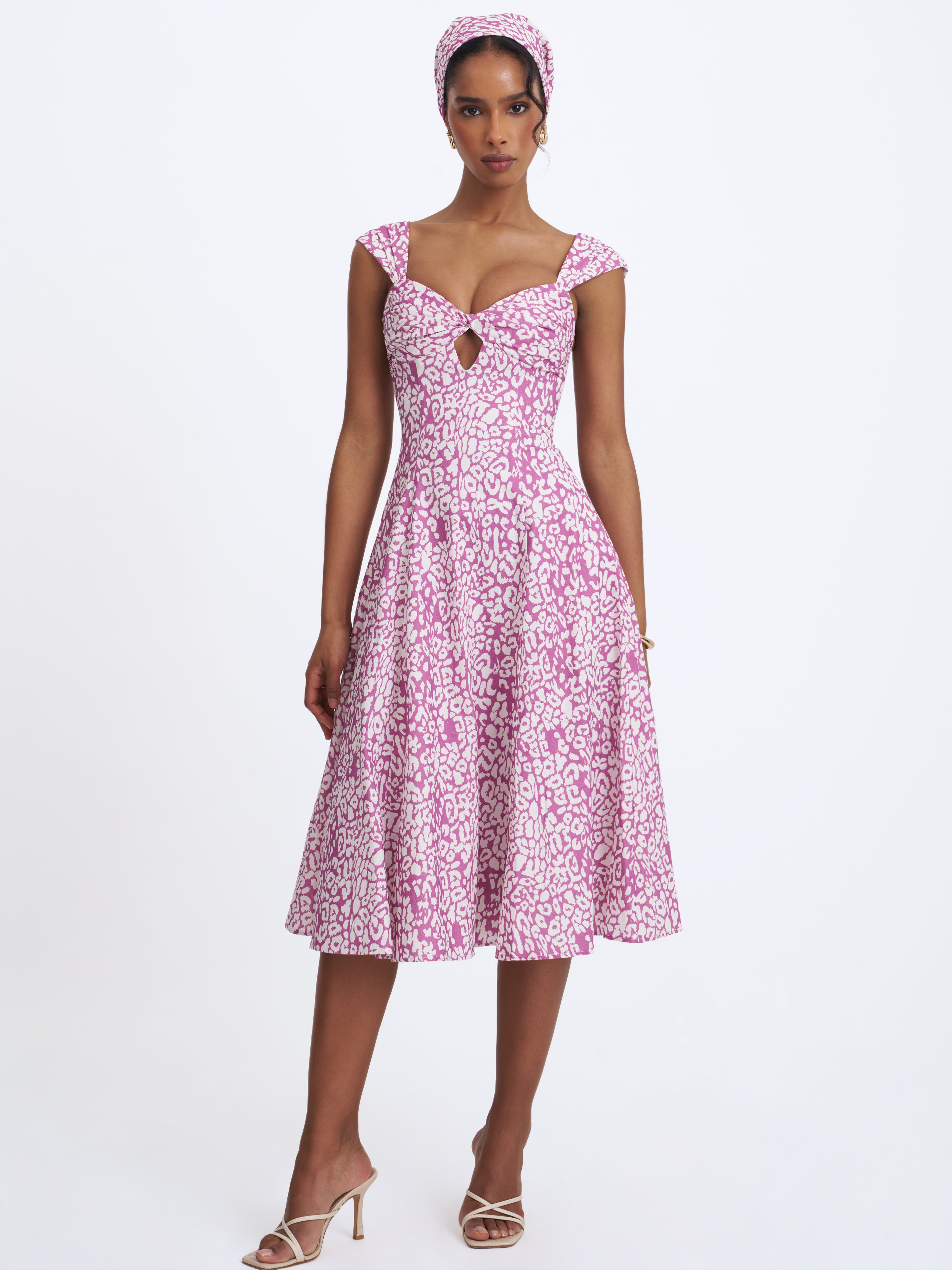 robe à encolure cœur