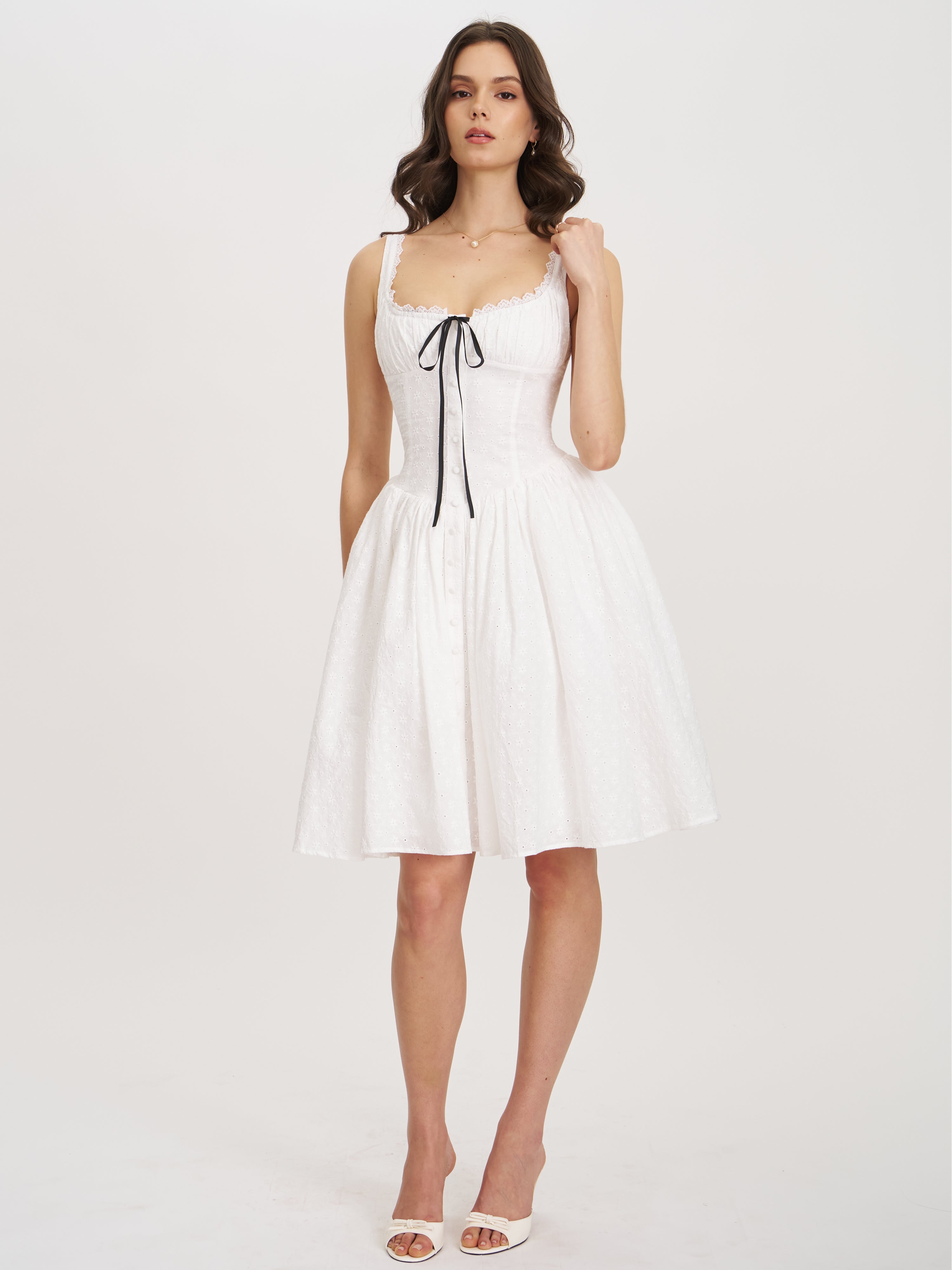 Corset-dress en dentelle blanche