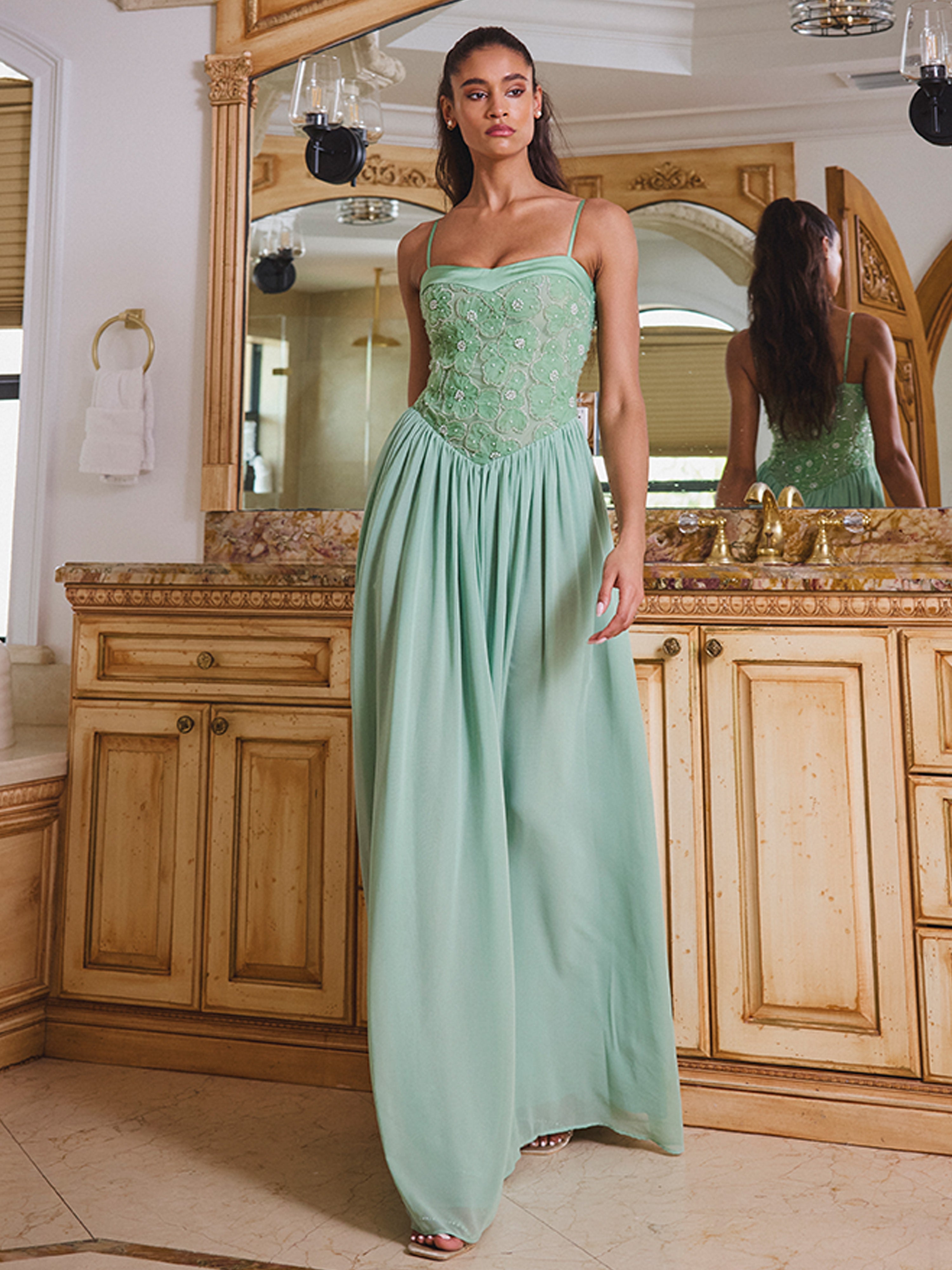 Ucille Sage Green détail