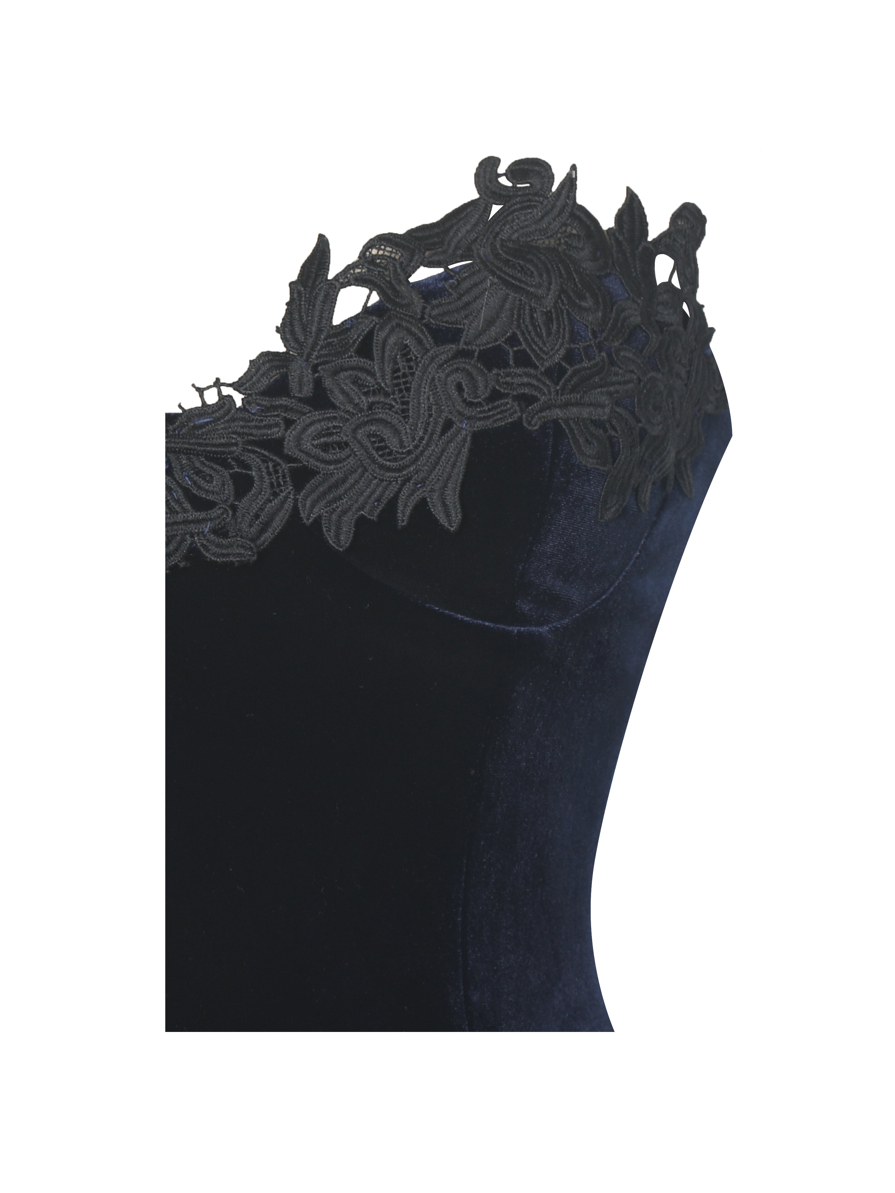 Pascha Black Dress avec peplum