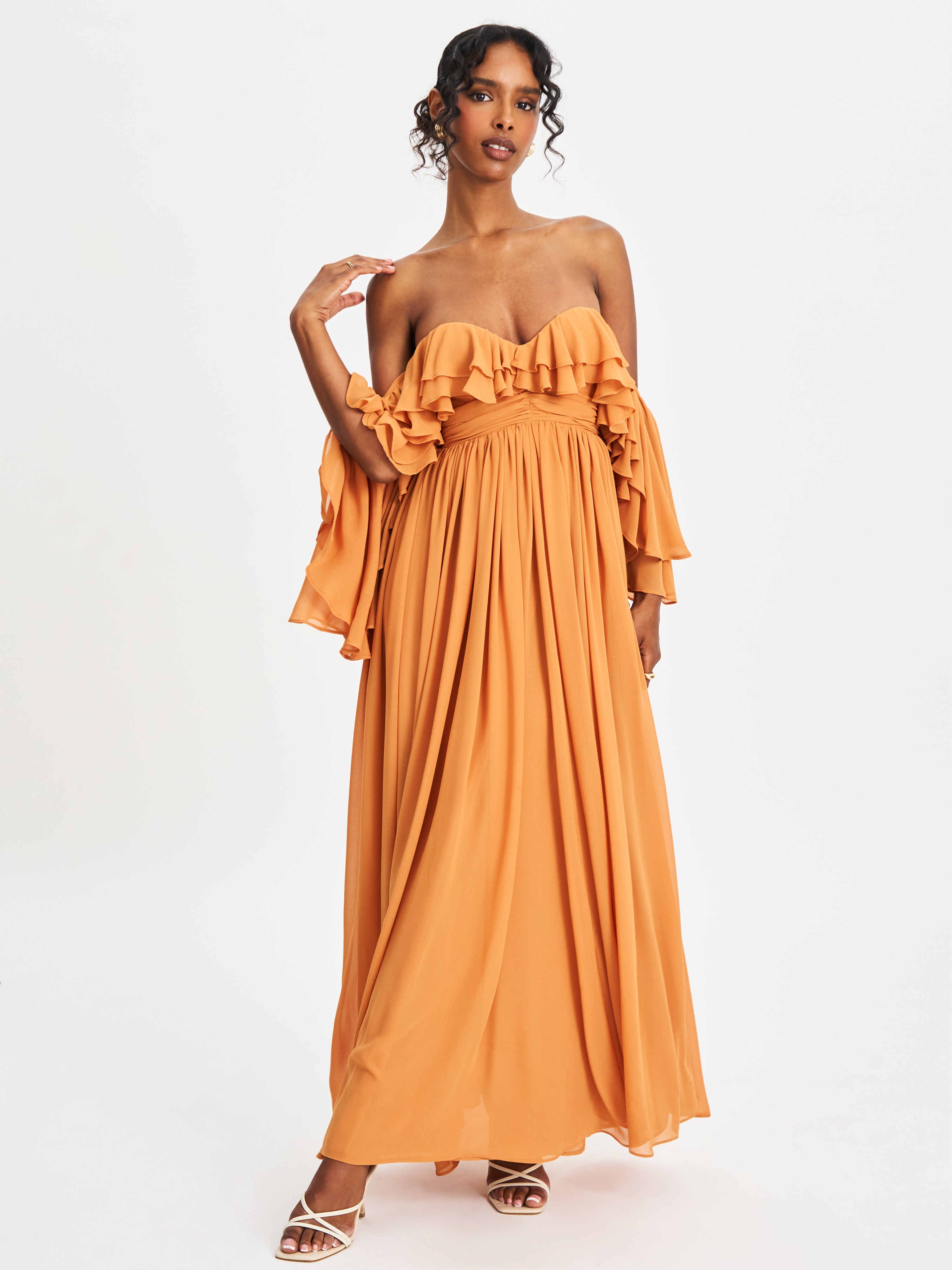 corset-dress trendy