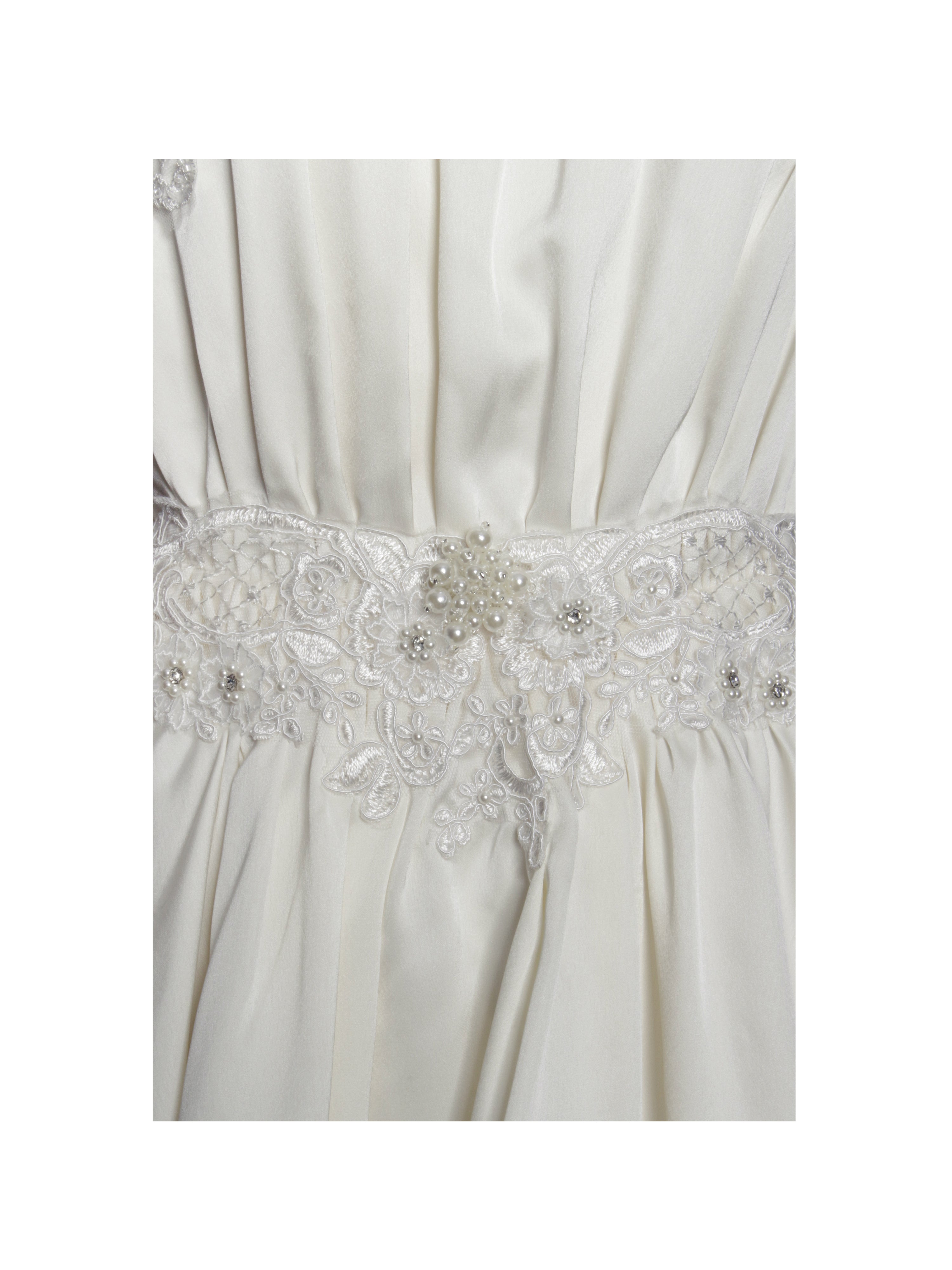 robe blanche entoilée