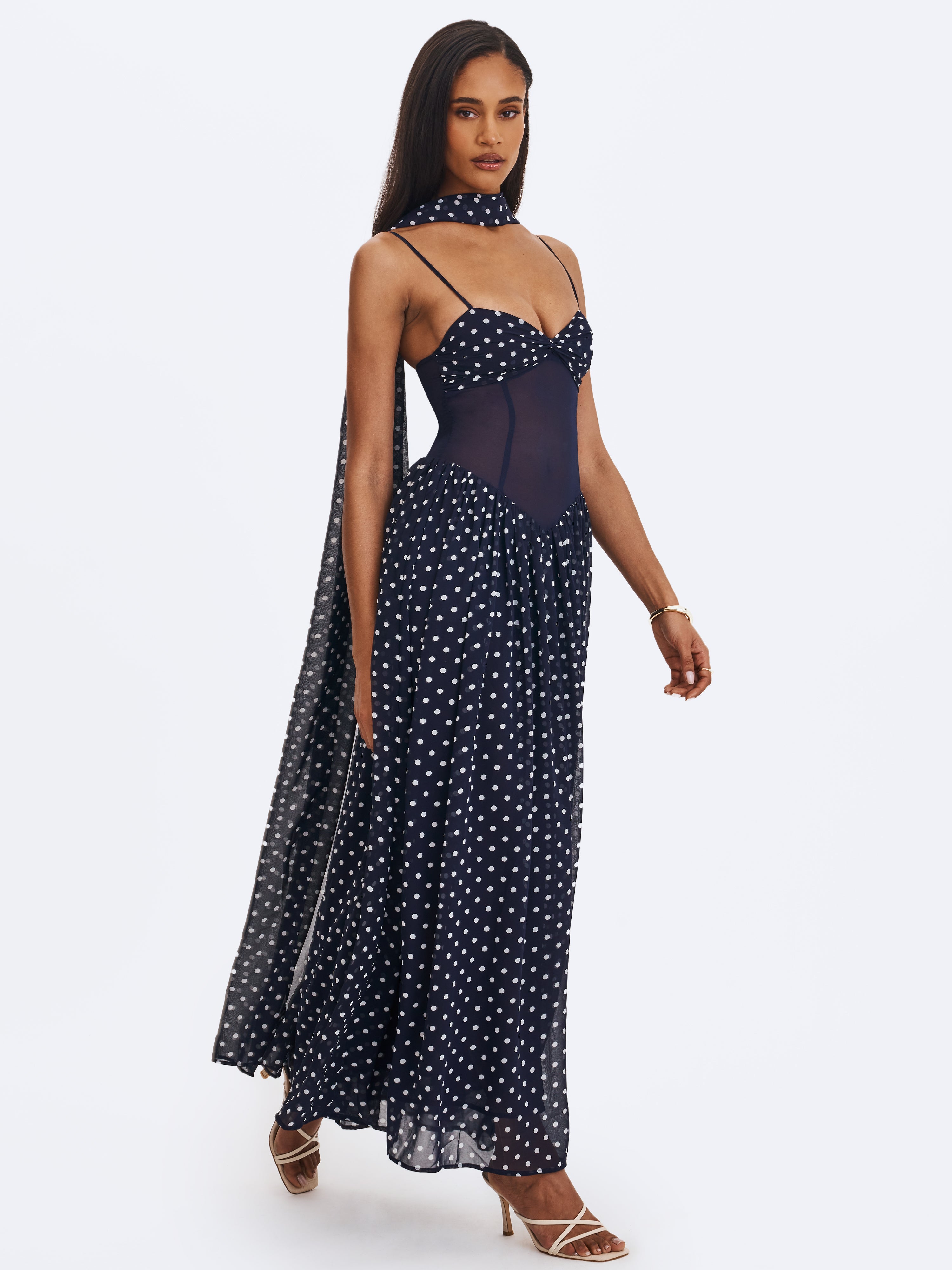 robe de soirée à pois bleu