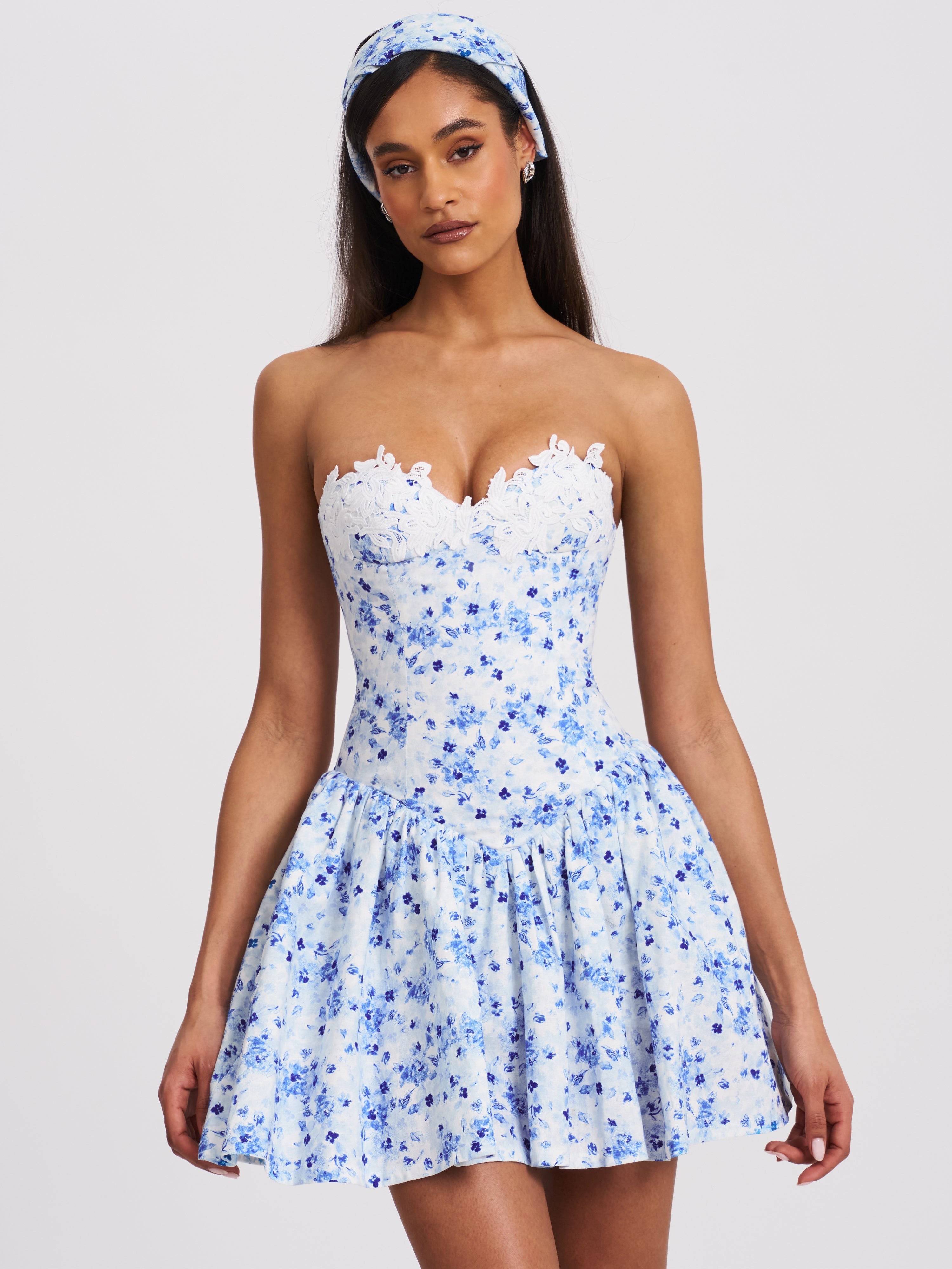 robe floreale imprimée bleue Taleah