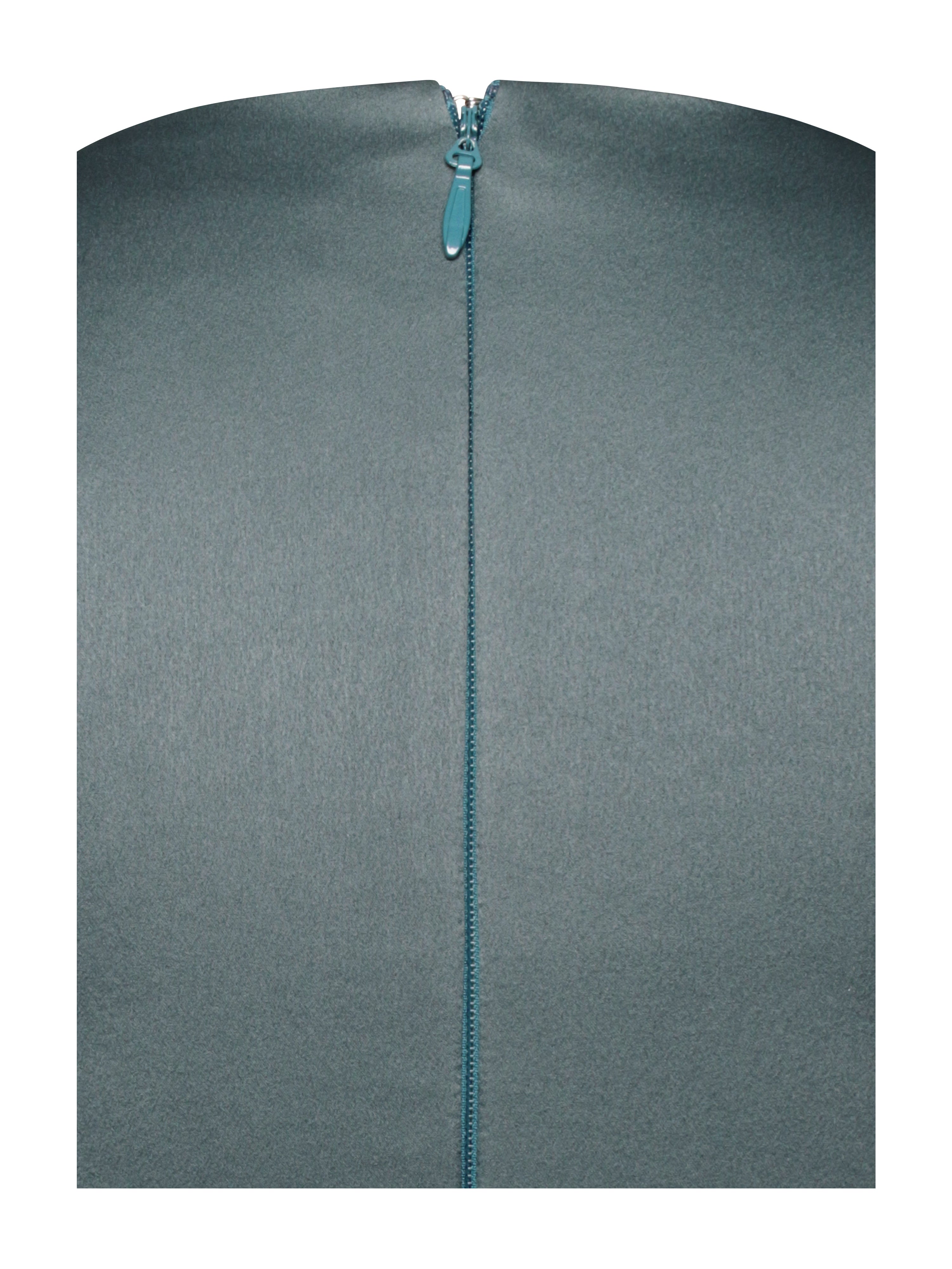 élégance moderne robe courte