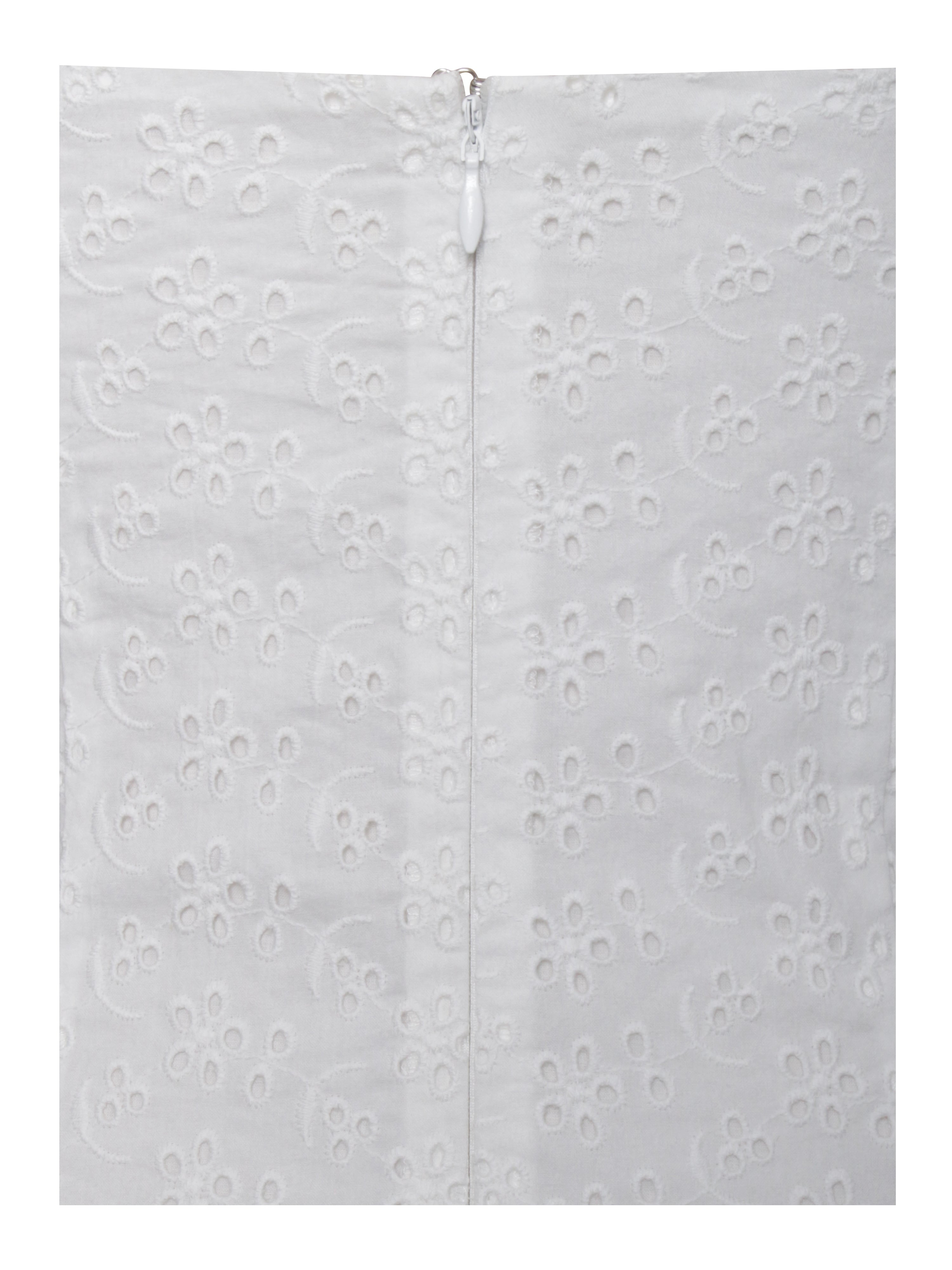 mini robe avec détails soignés