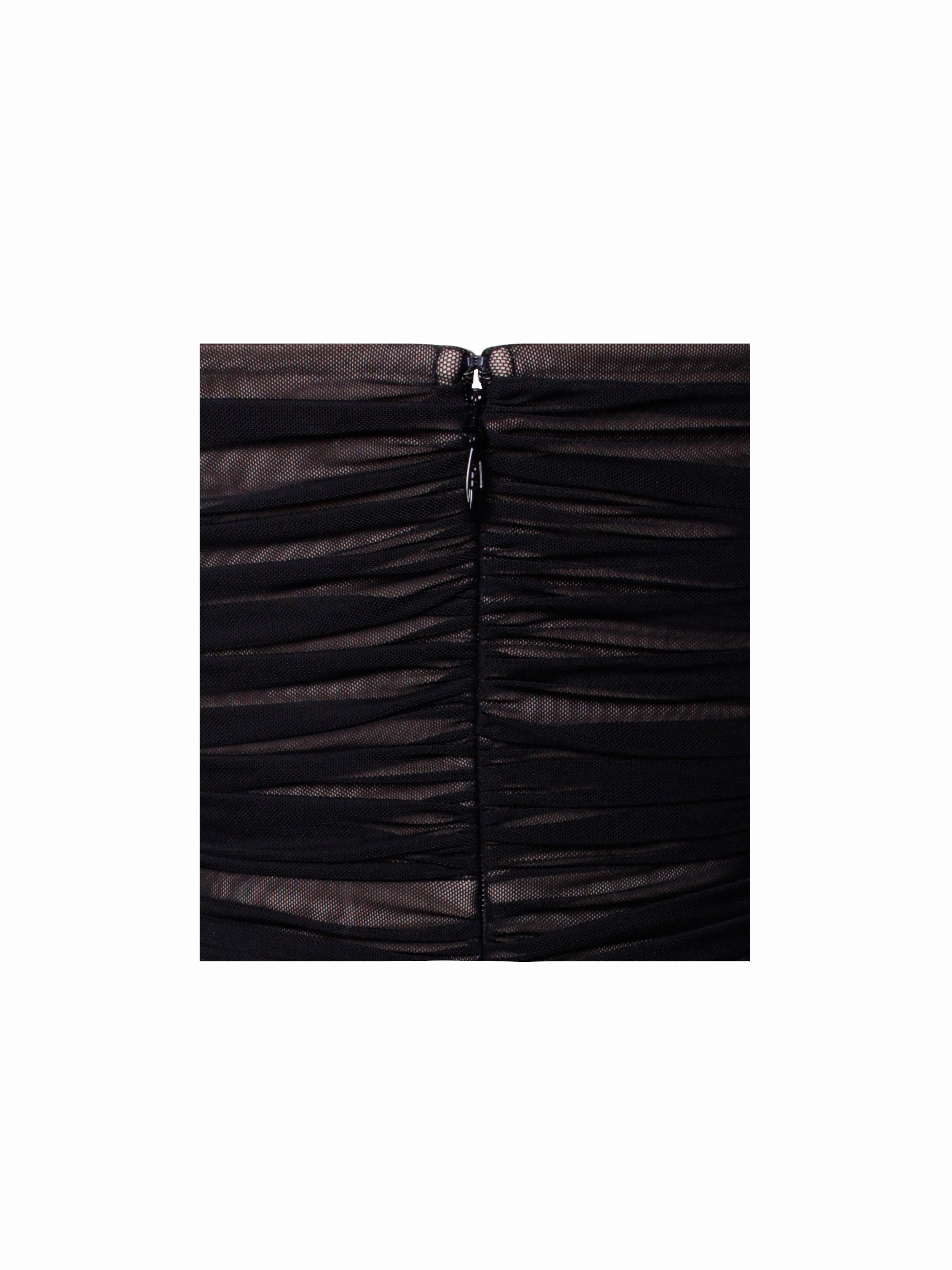 tenue sophistiquée robe noire
