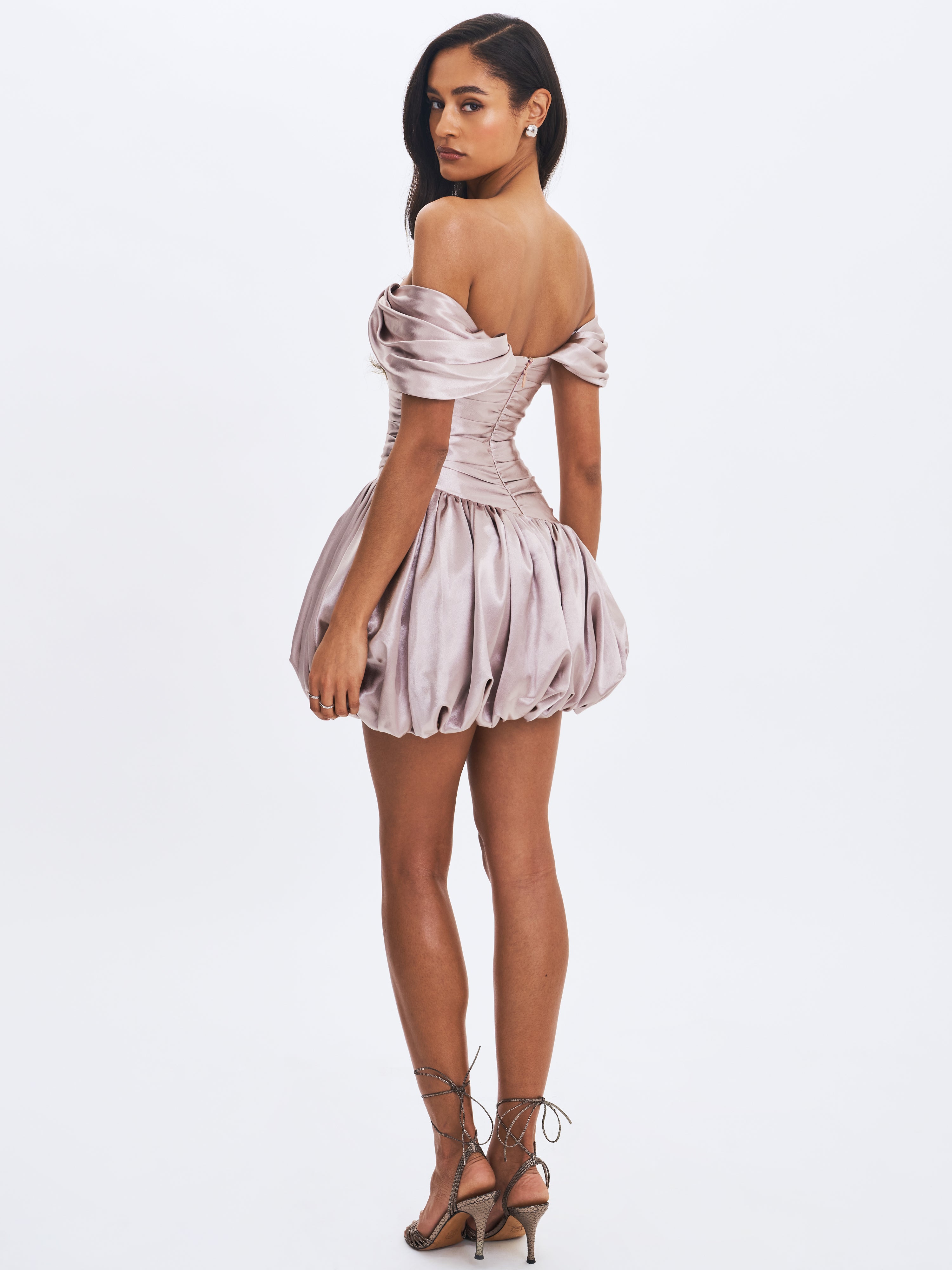 milena outfit satin charmant