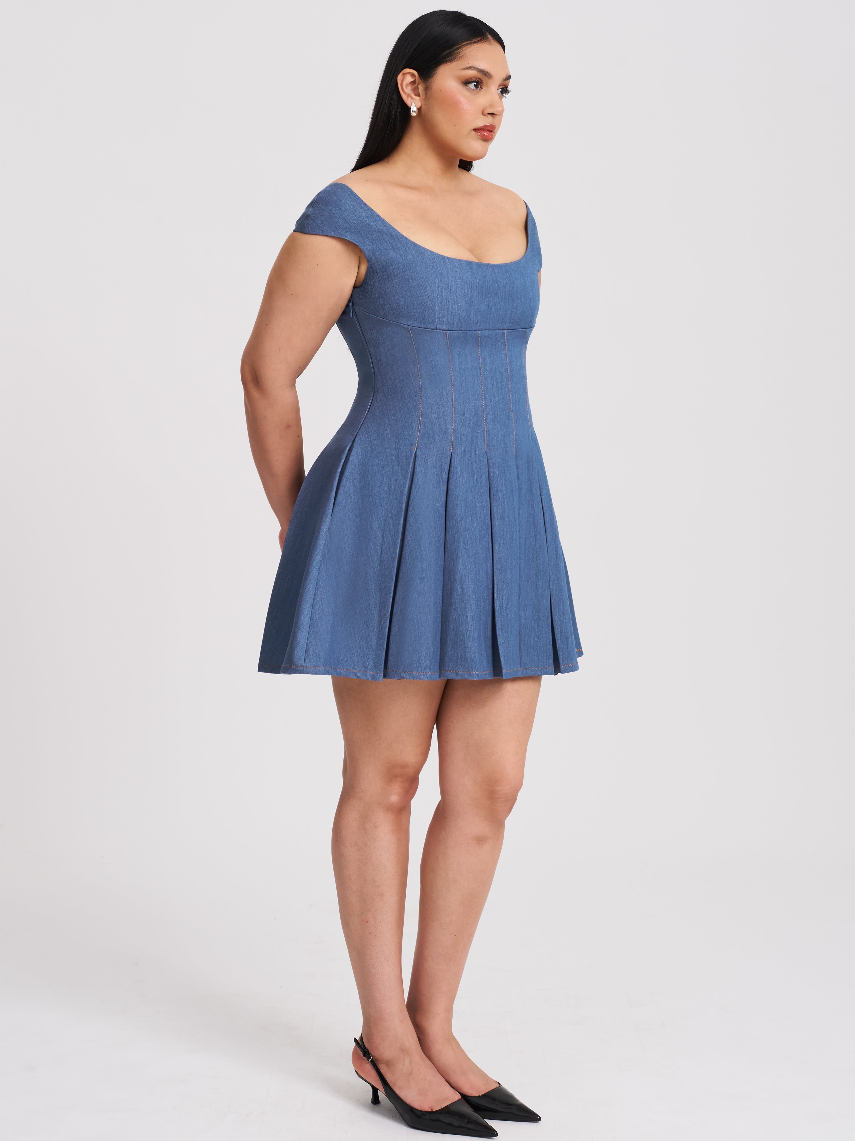 robe mini élégante en denim