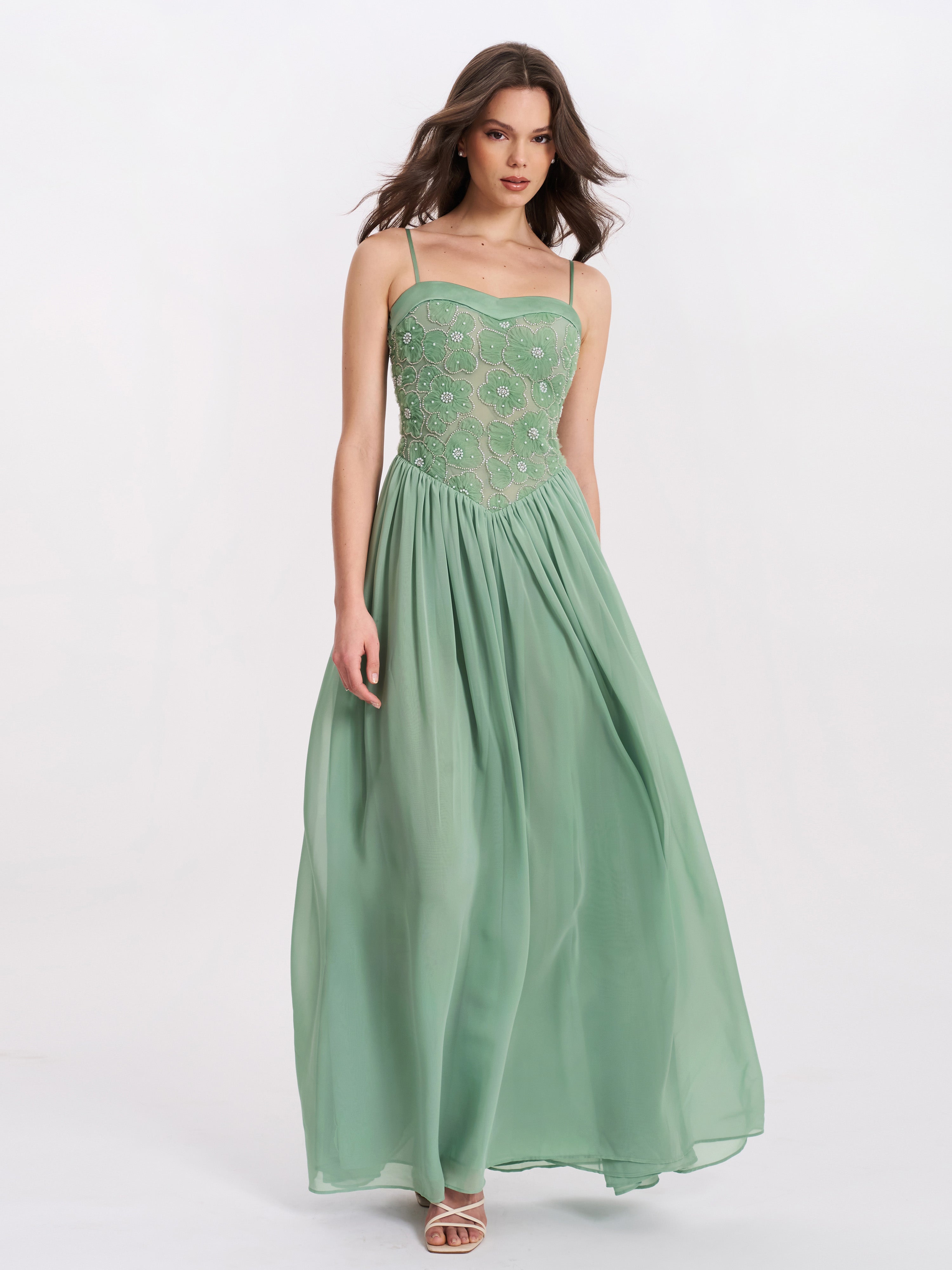 chiffon brodé sage green
