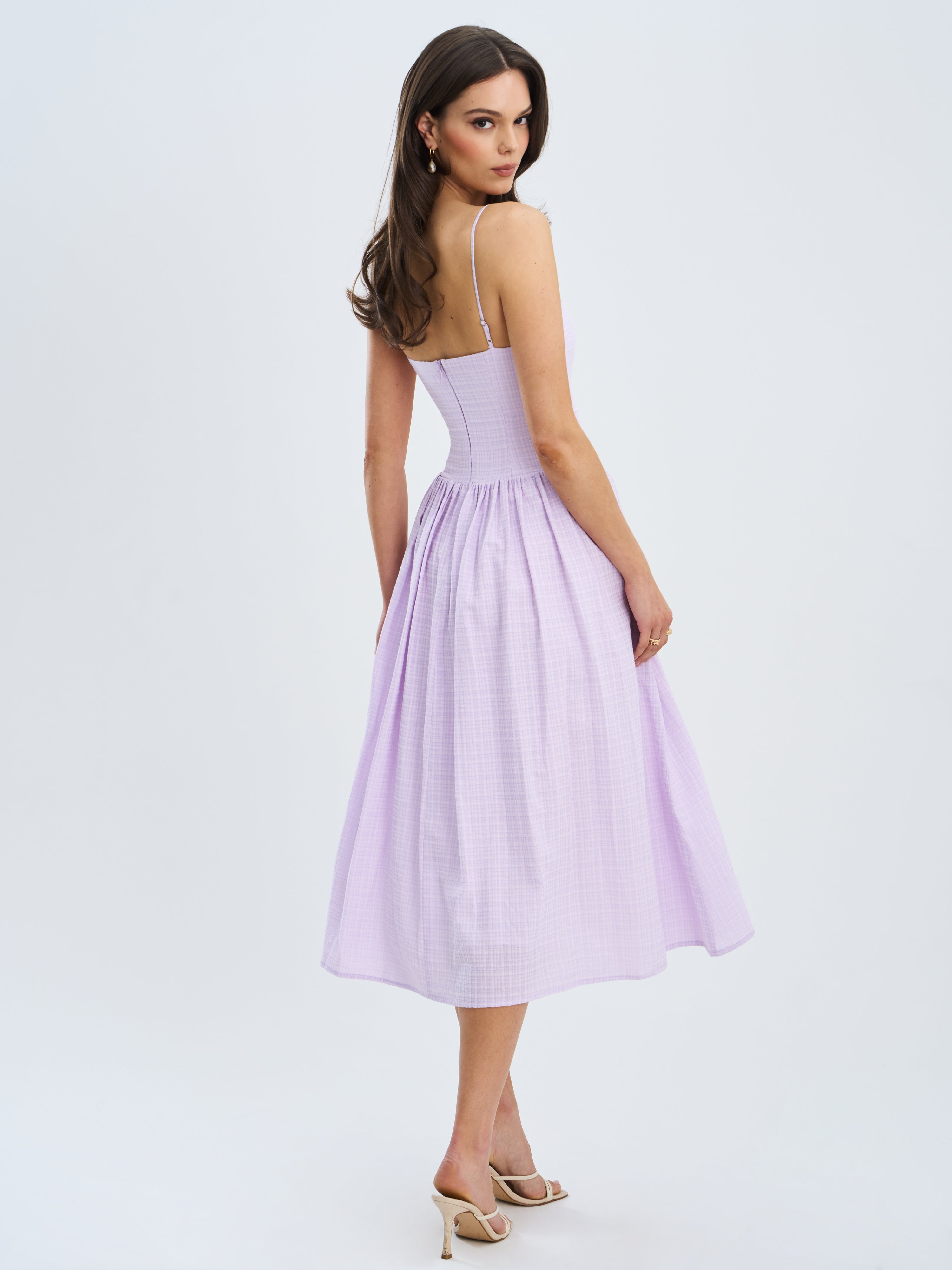 Robe midi lavande élégante