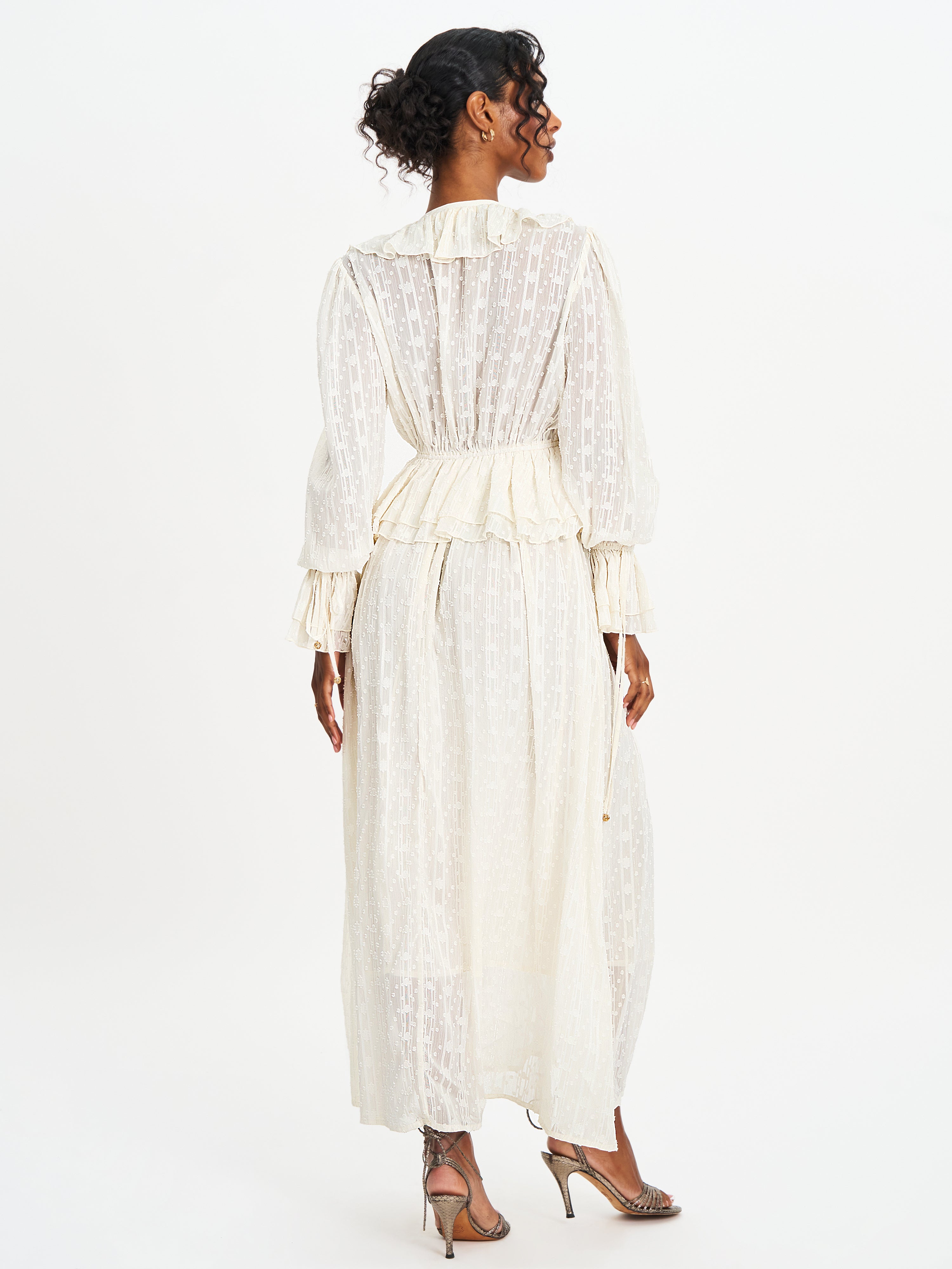 chic robe soirée argentée