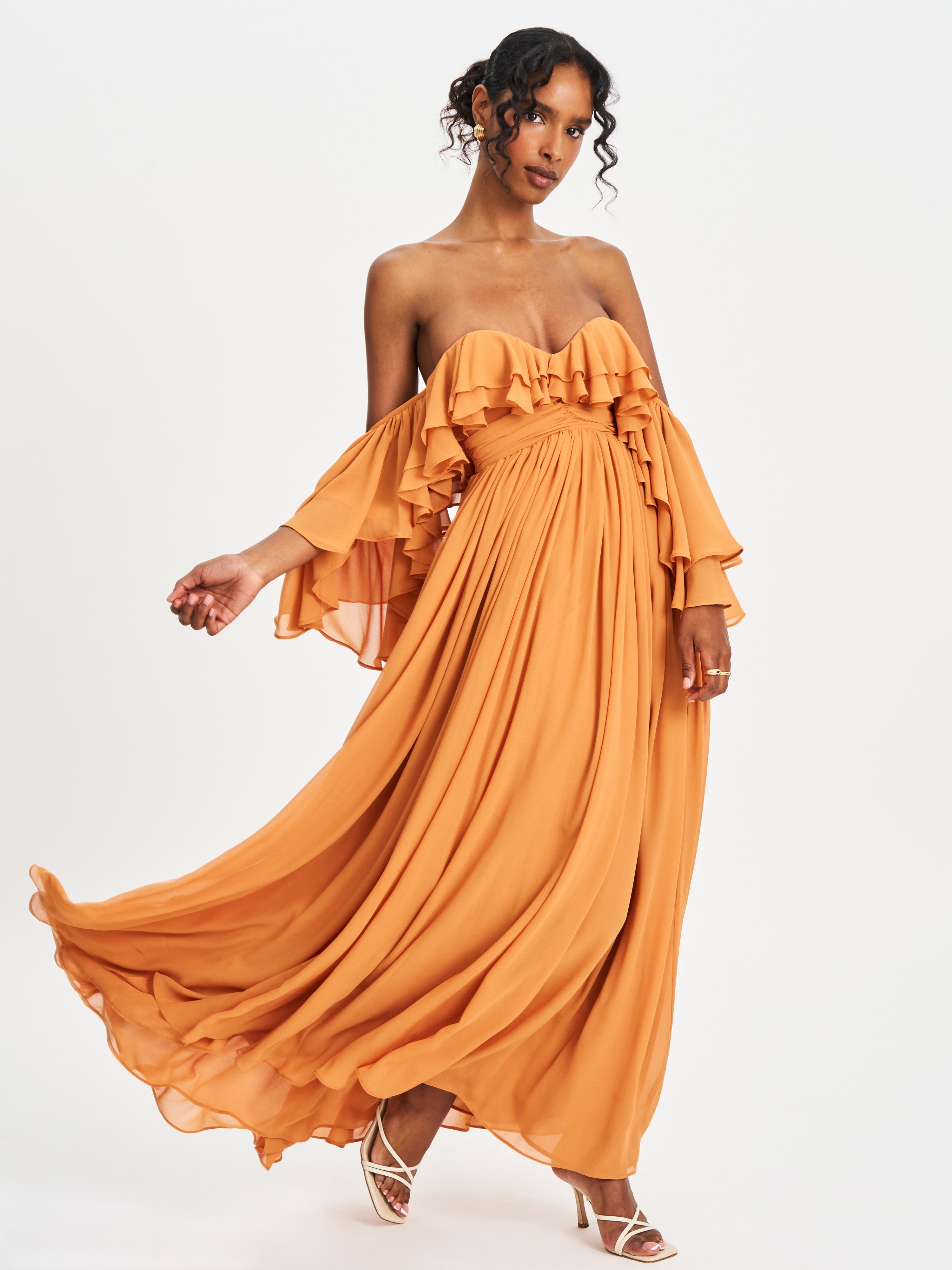 maxi dress épaules dénudées