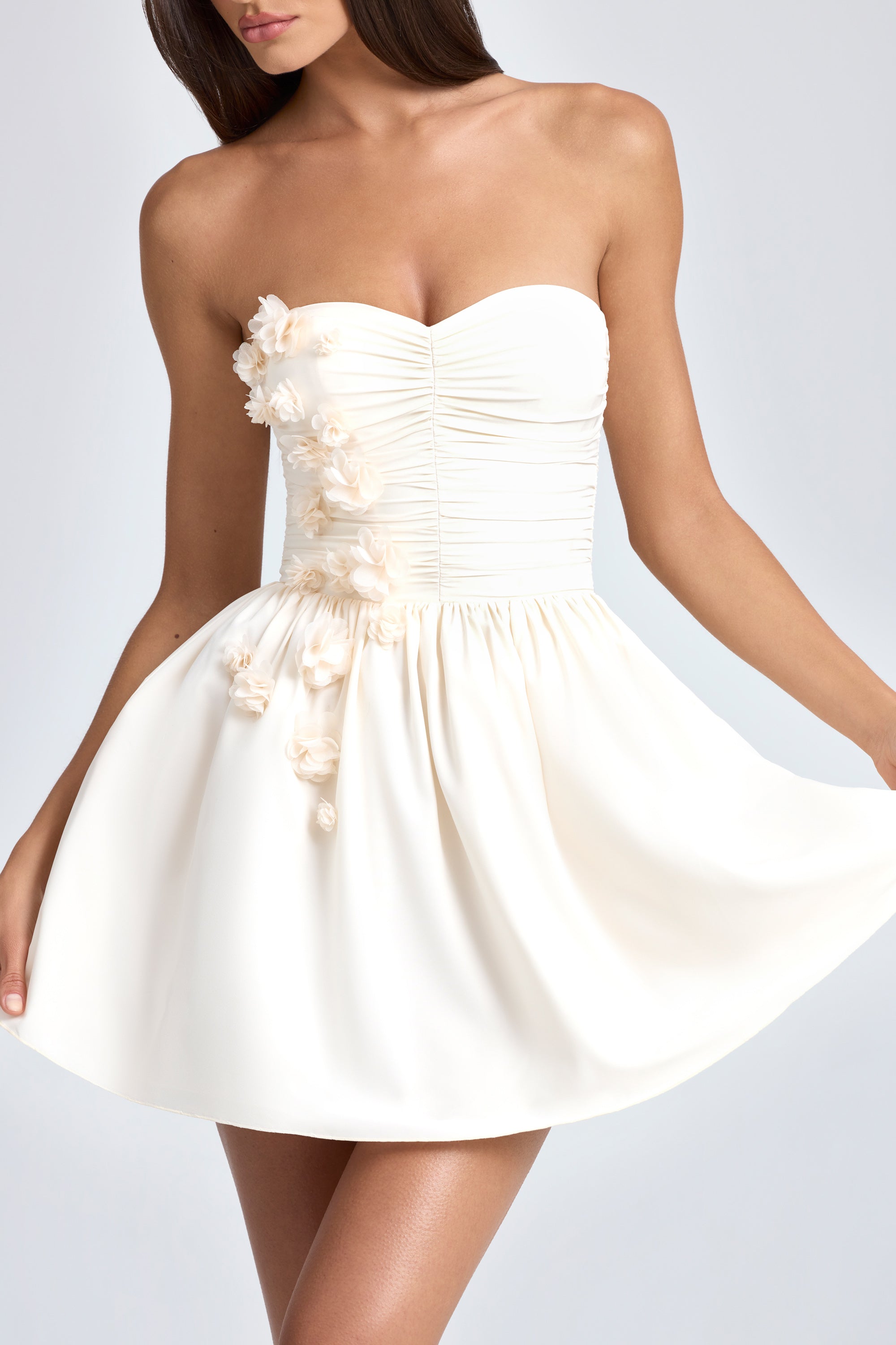 corset floral appliqué