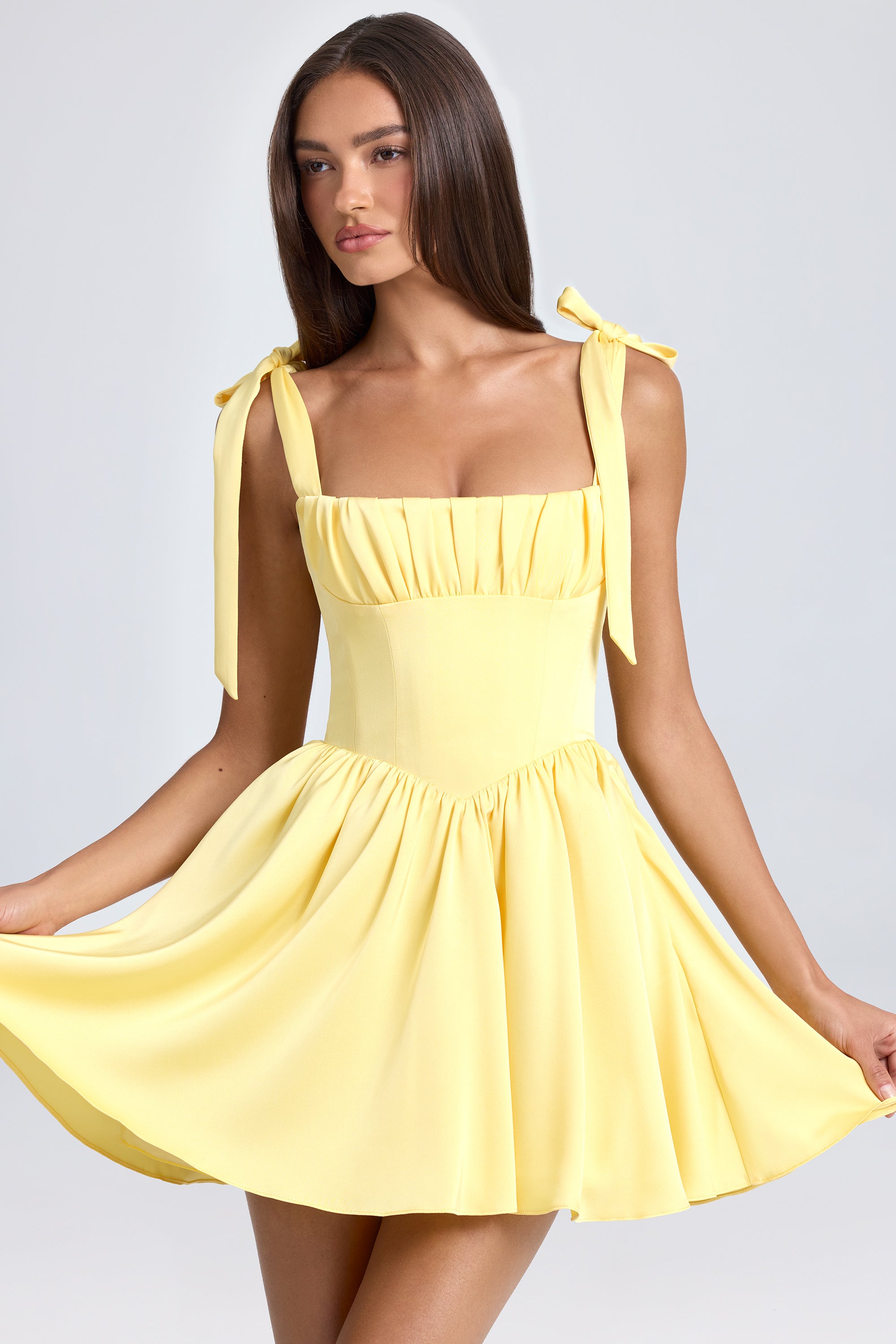 Mini robe style corset