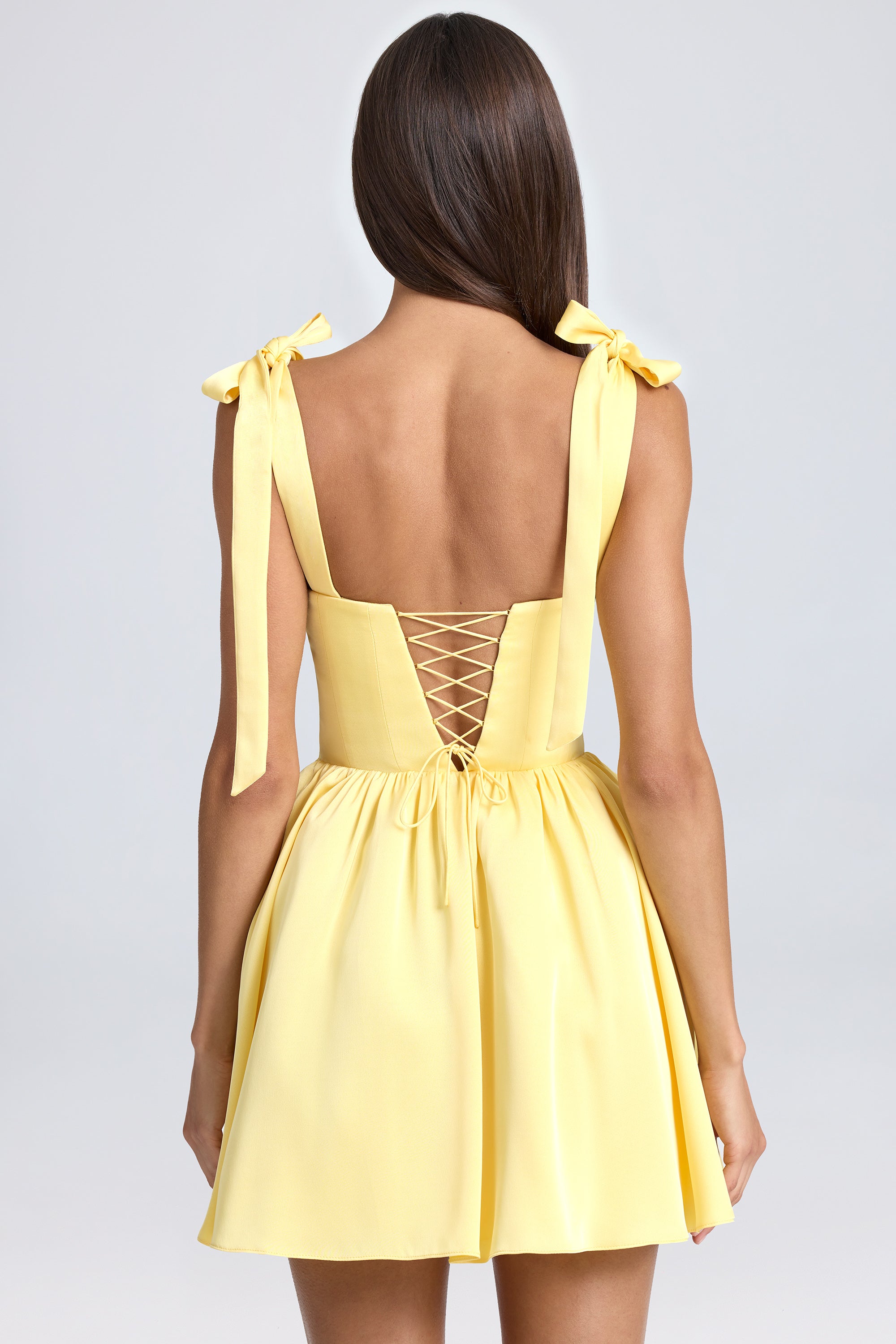 Robe corset mini en satin