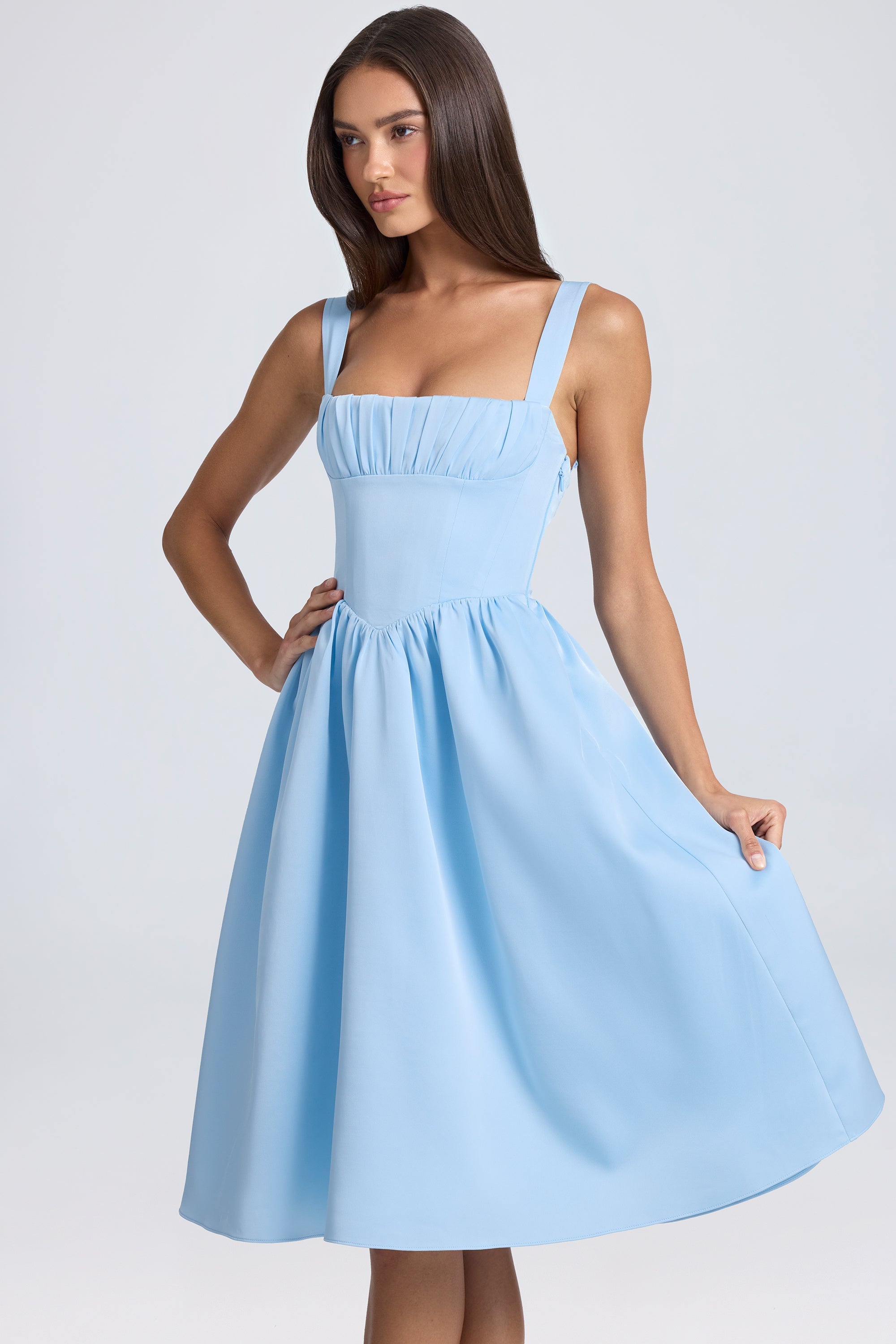 corset dress en satin brillant
