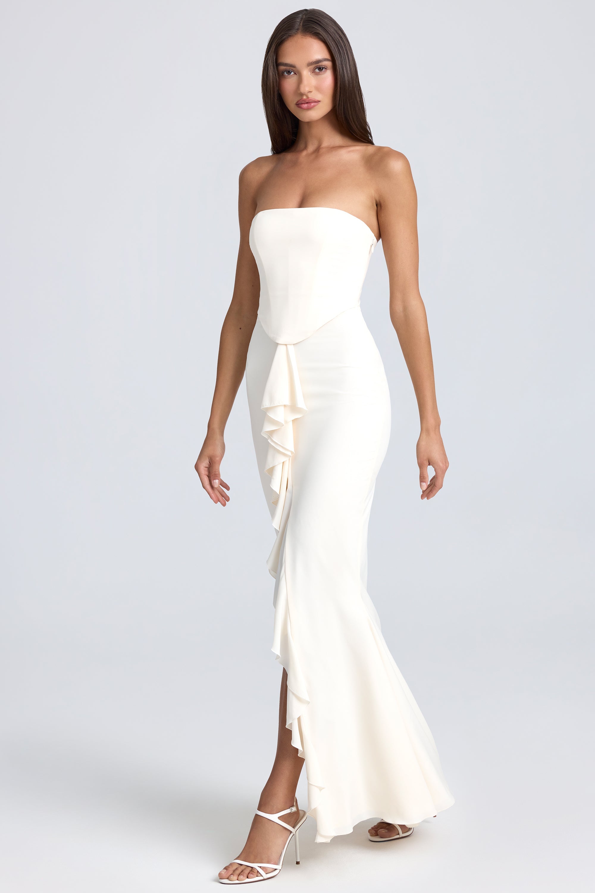 détail cascade sur robe corset