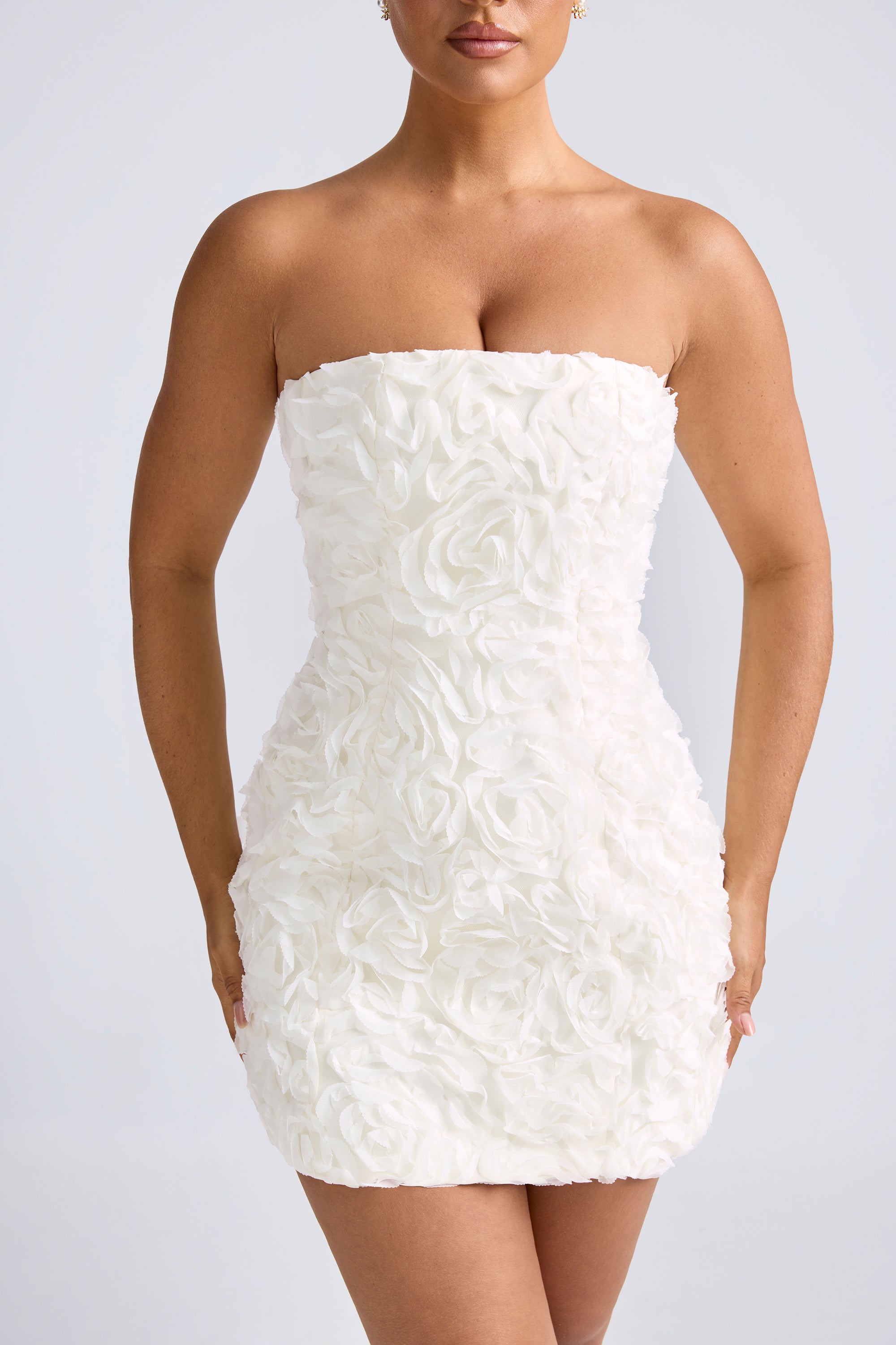 robe courte pour occasions spéciales