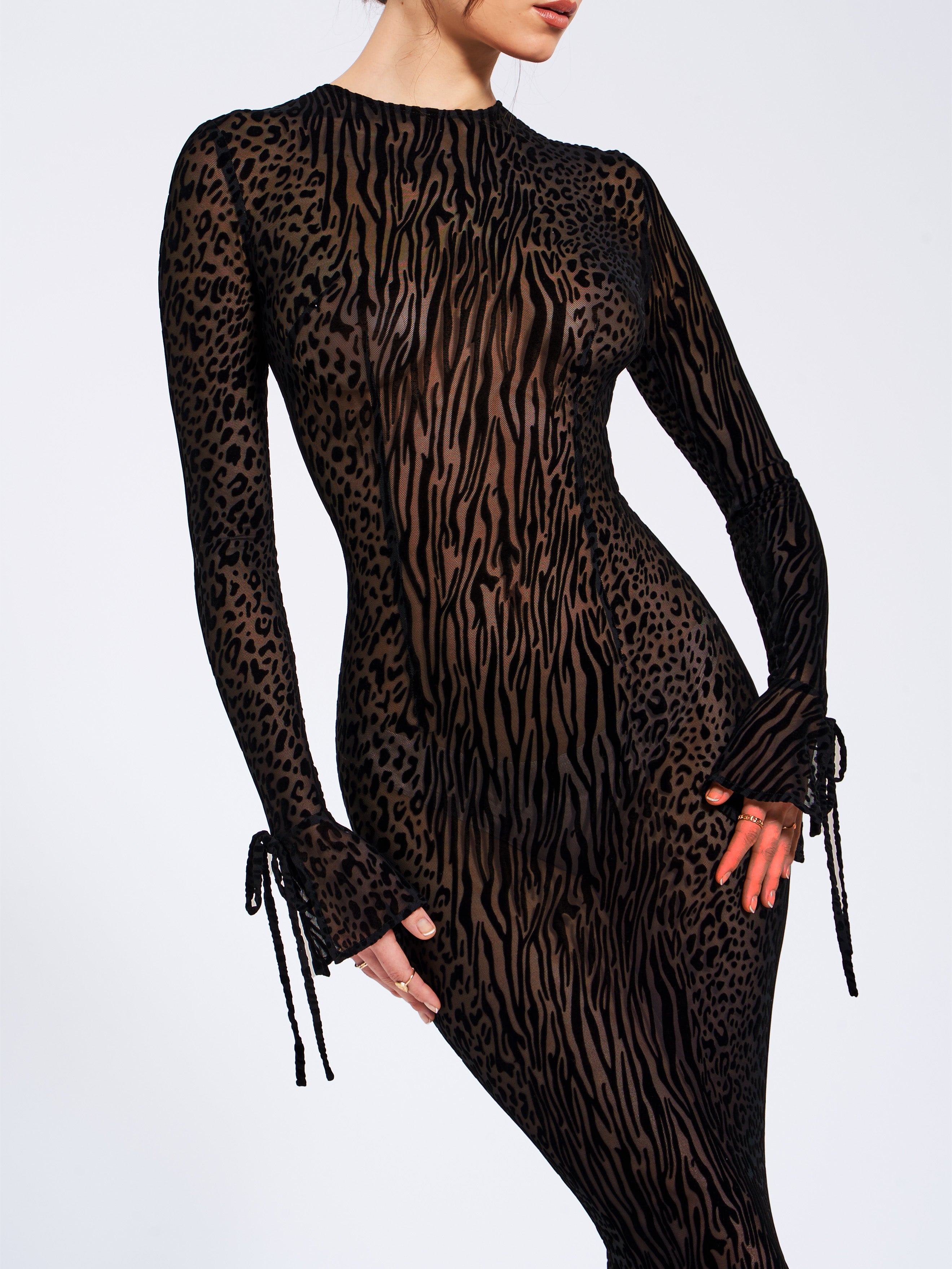 robe glamour noir