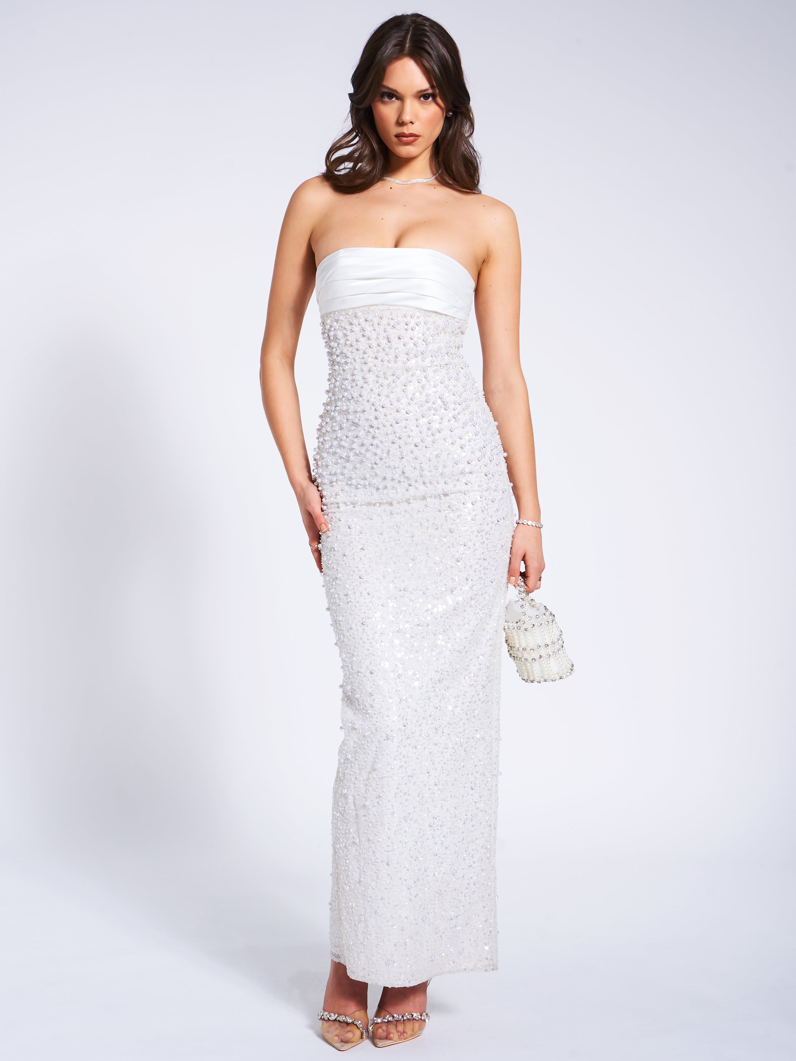 robe maxi en satin blanc