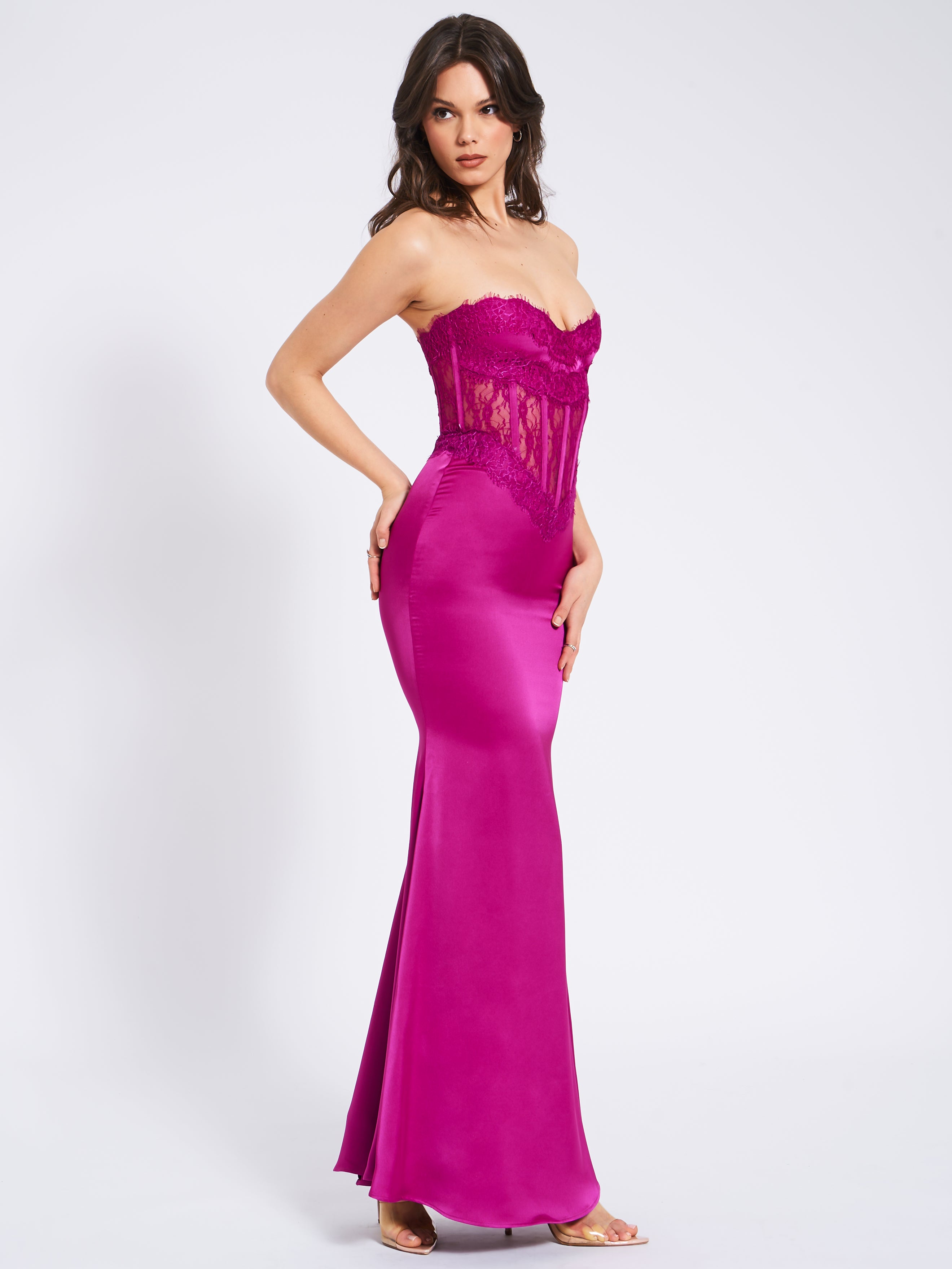 dentelle satin corset