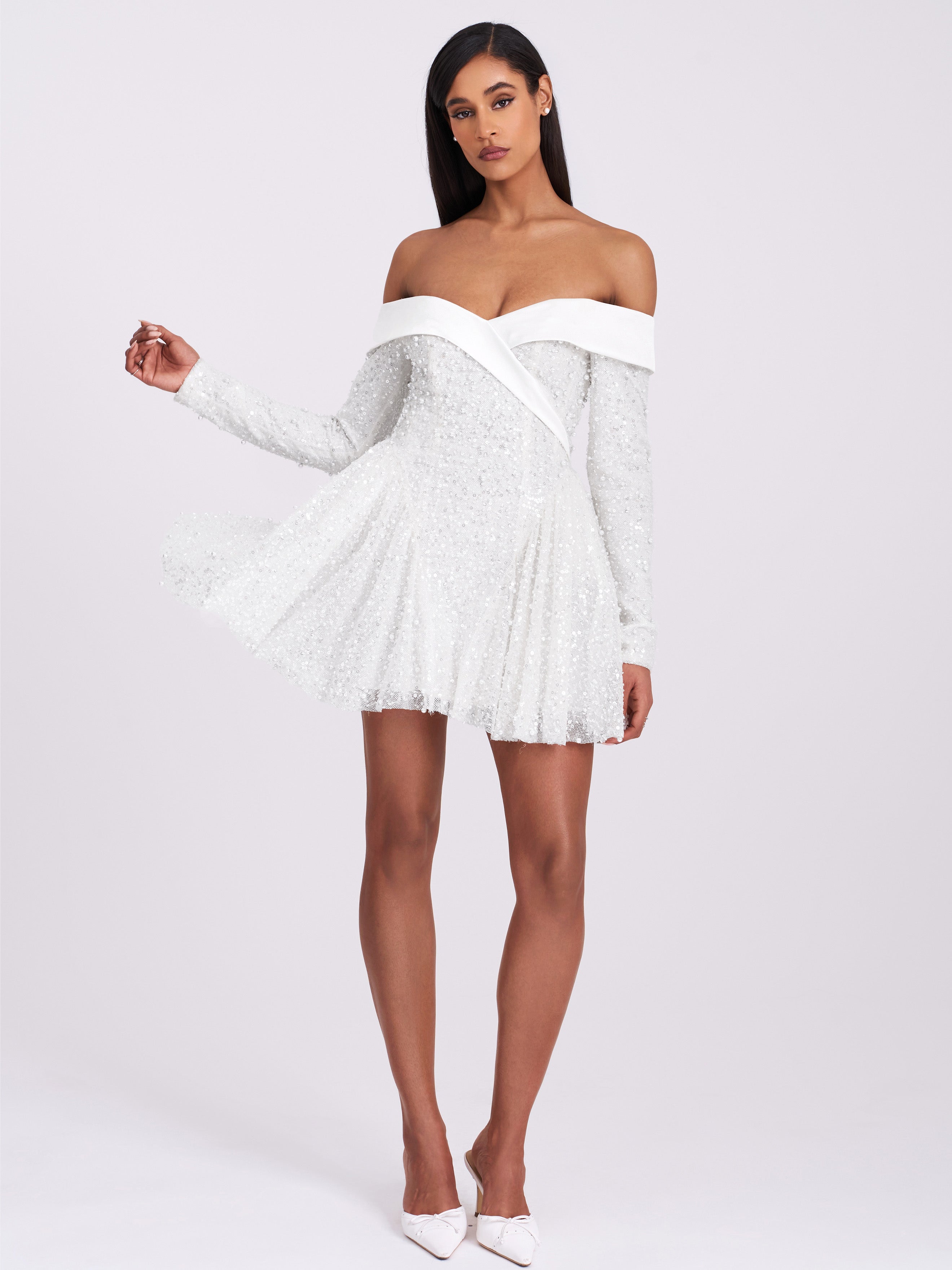 mini robe avec col en satin