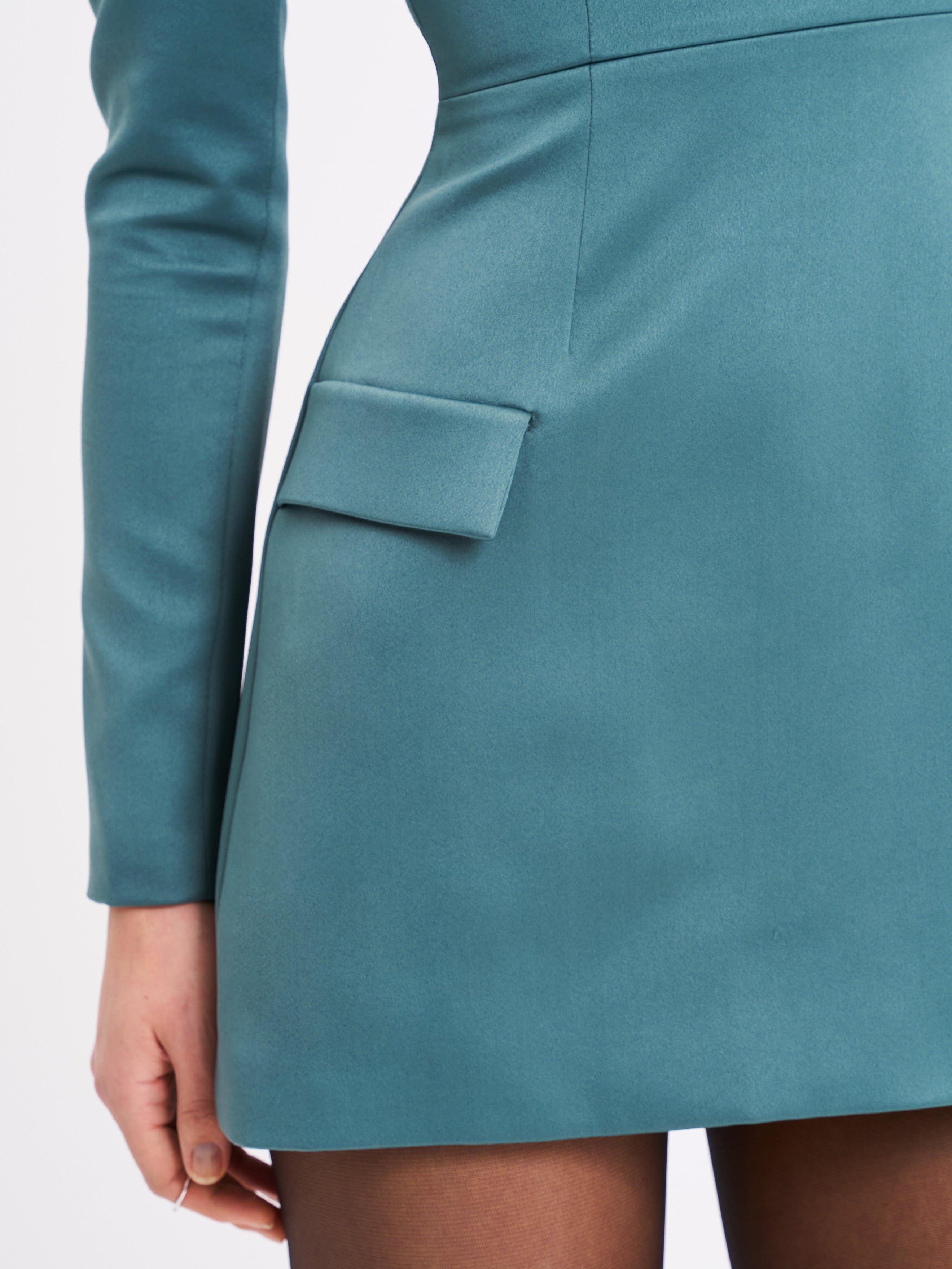 tenue chic vert foncé