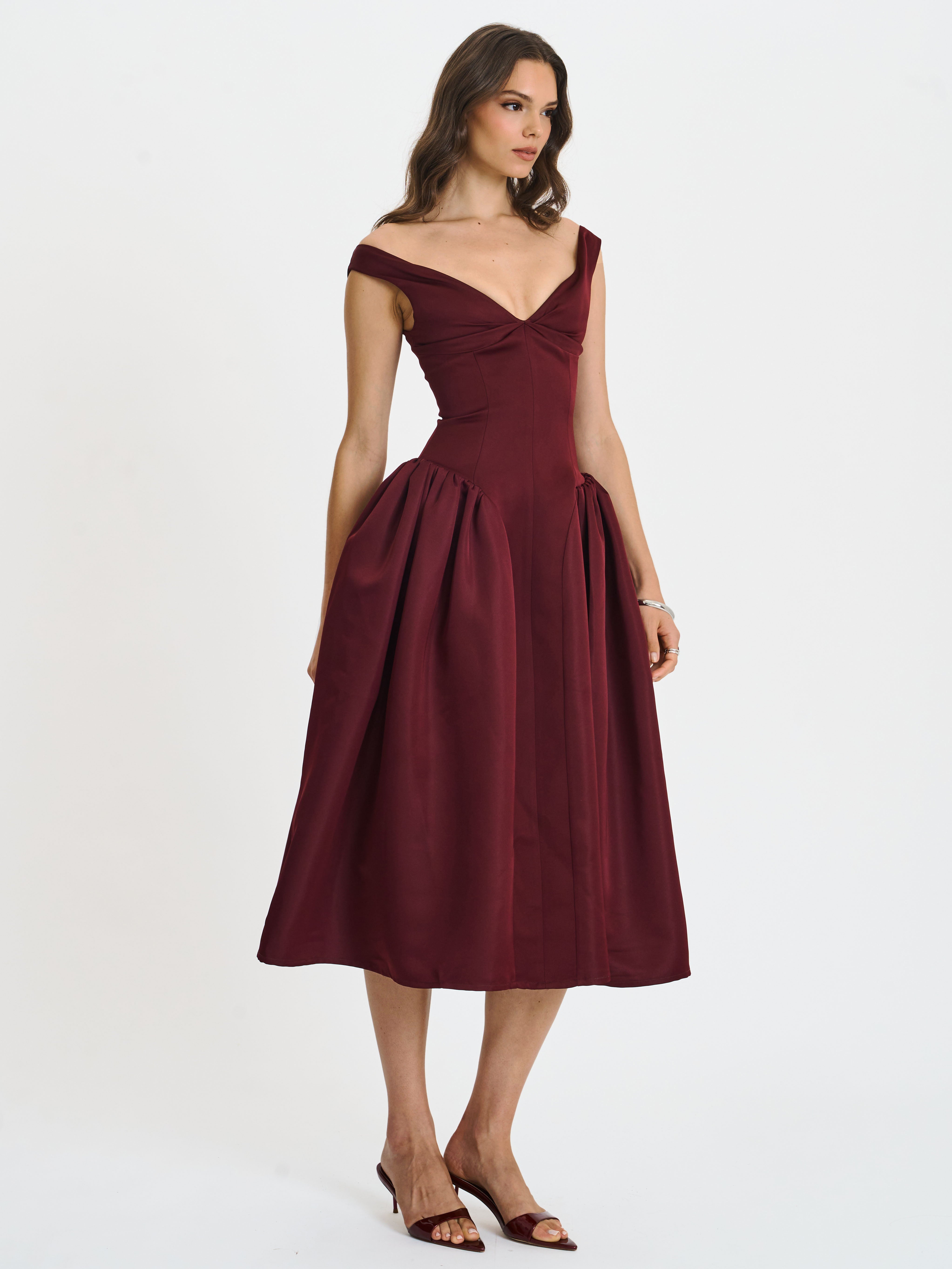robe bordeaux tendance