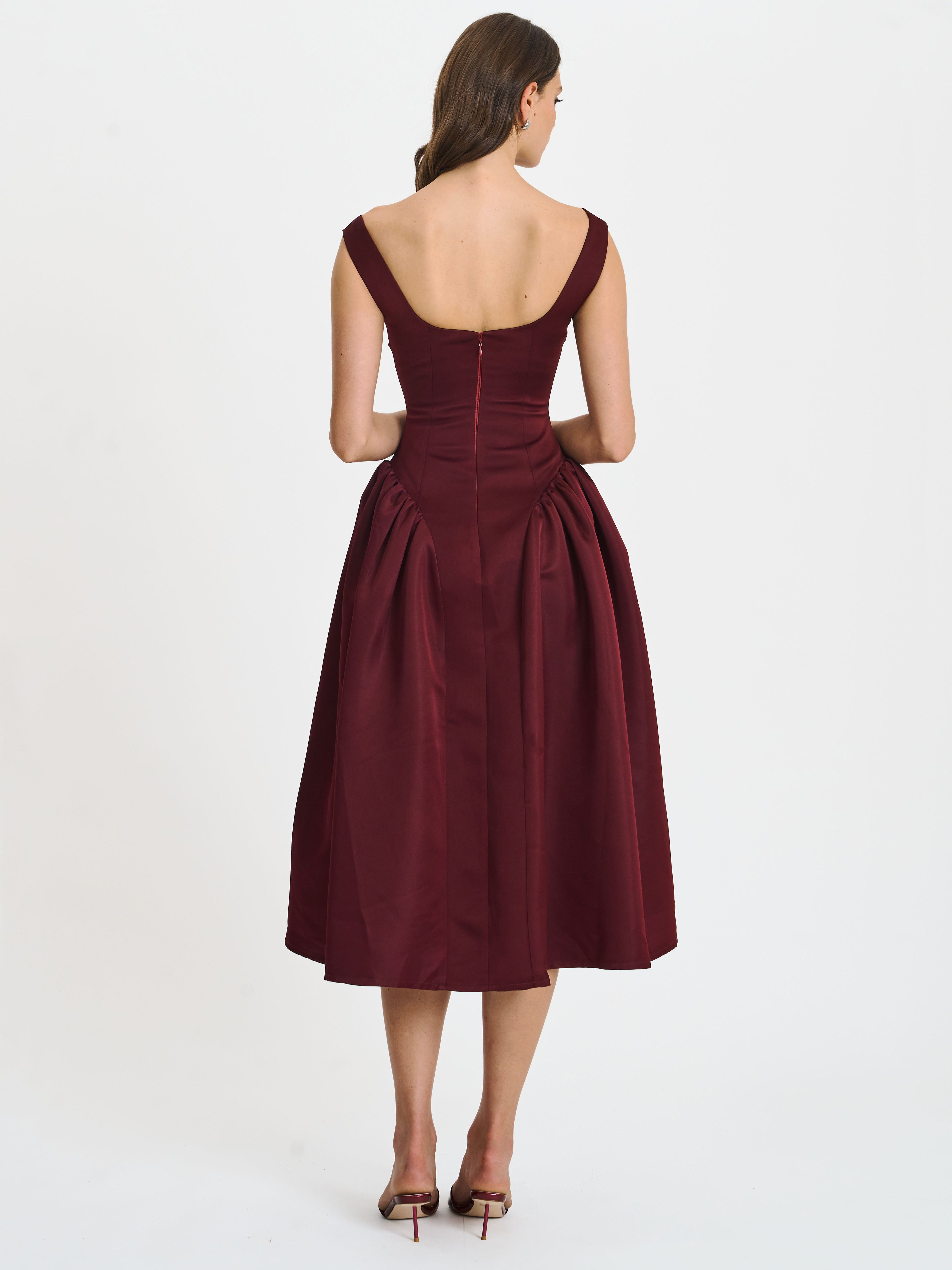 robe luxueuse bordeaux