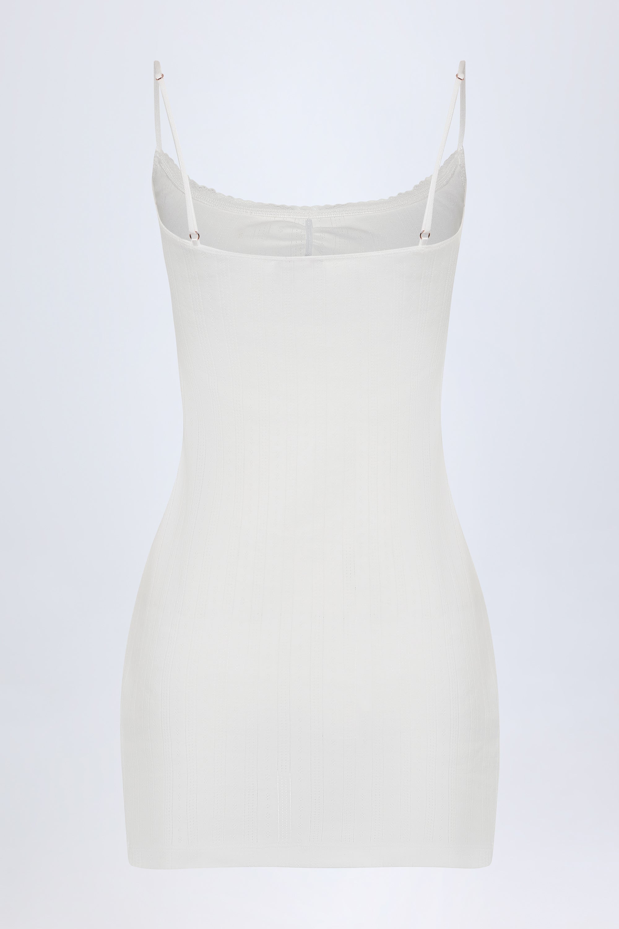 Robe ajustée avec bretelles réglables