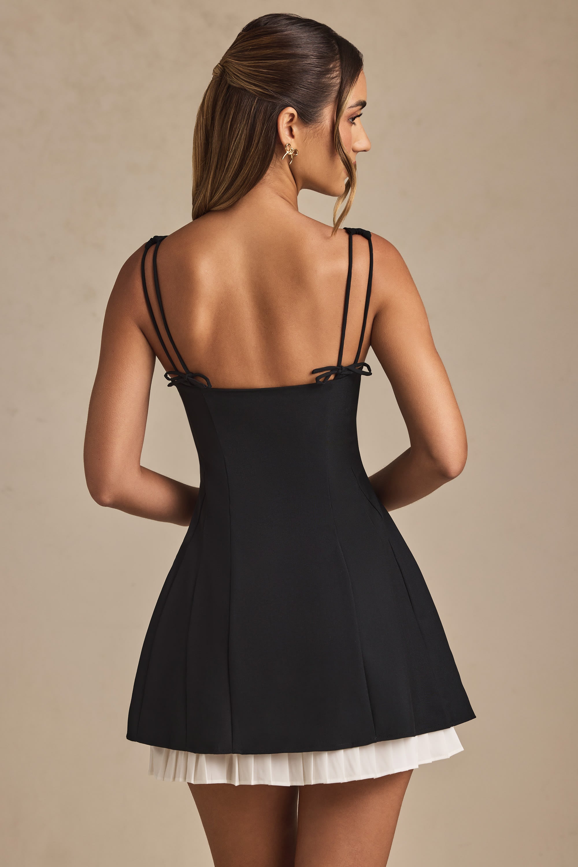 robe à lignes A avec nœud