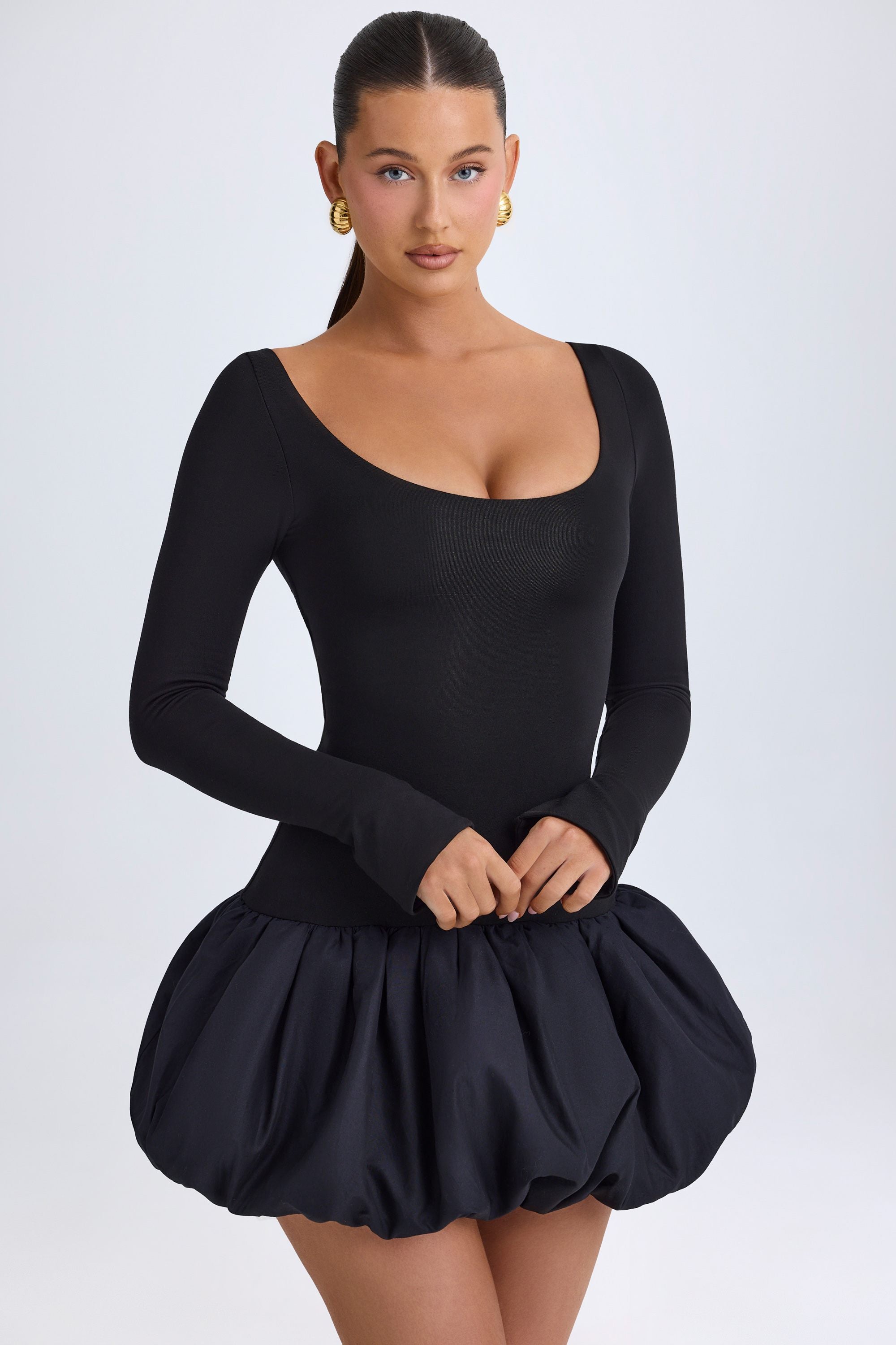 design moderne robe mini noire