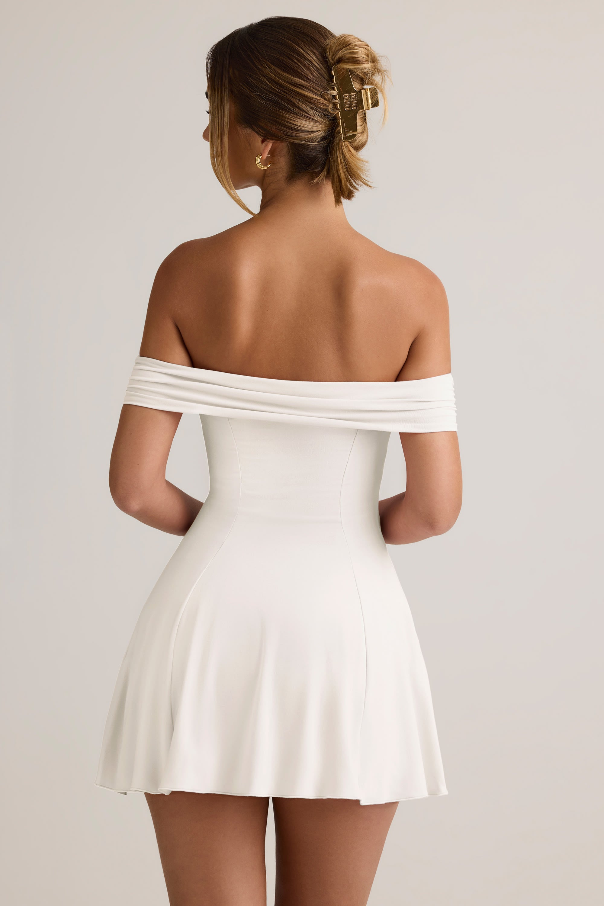 robe blanche moderne