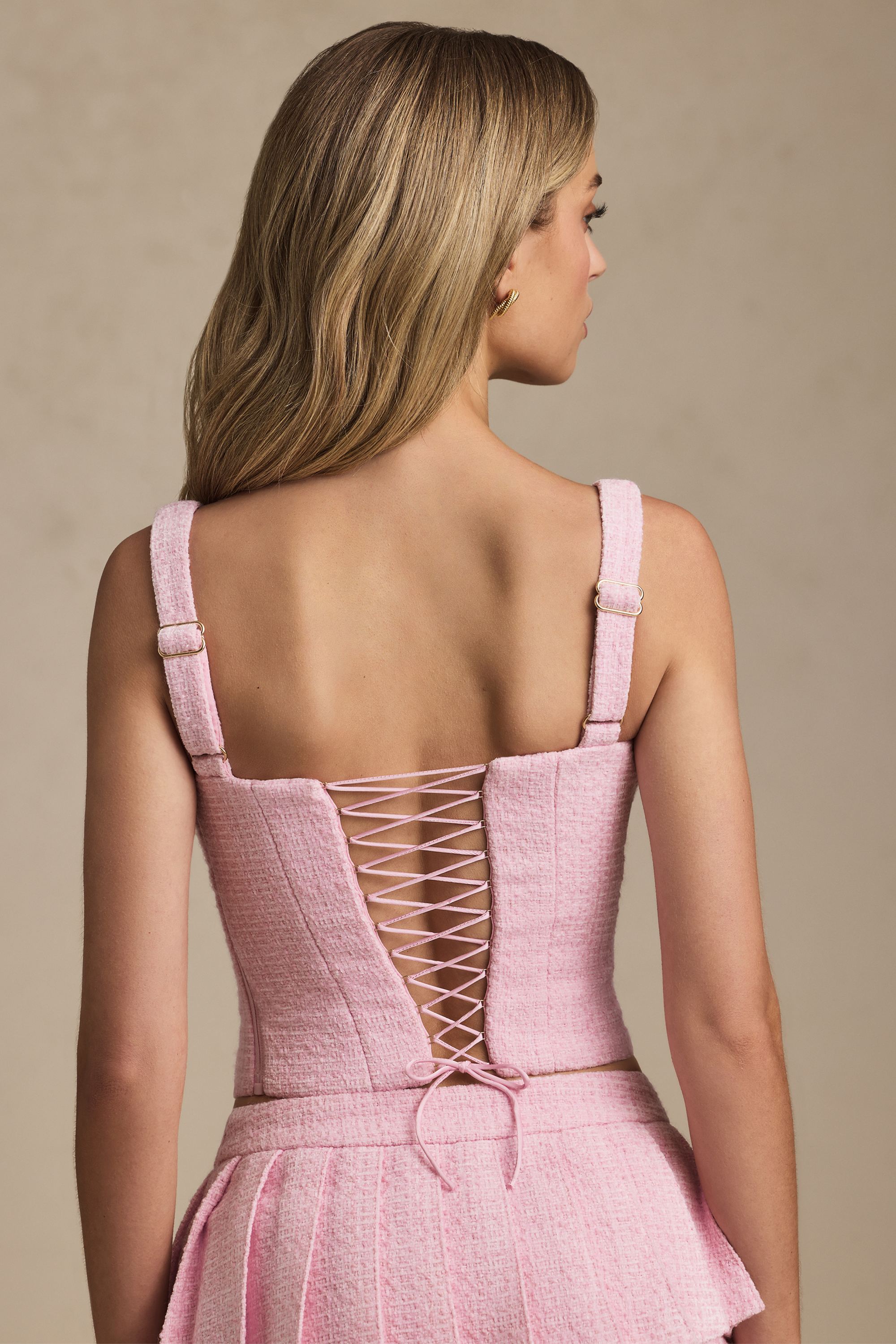 Corset à lacets élégant
