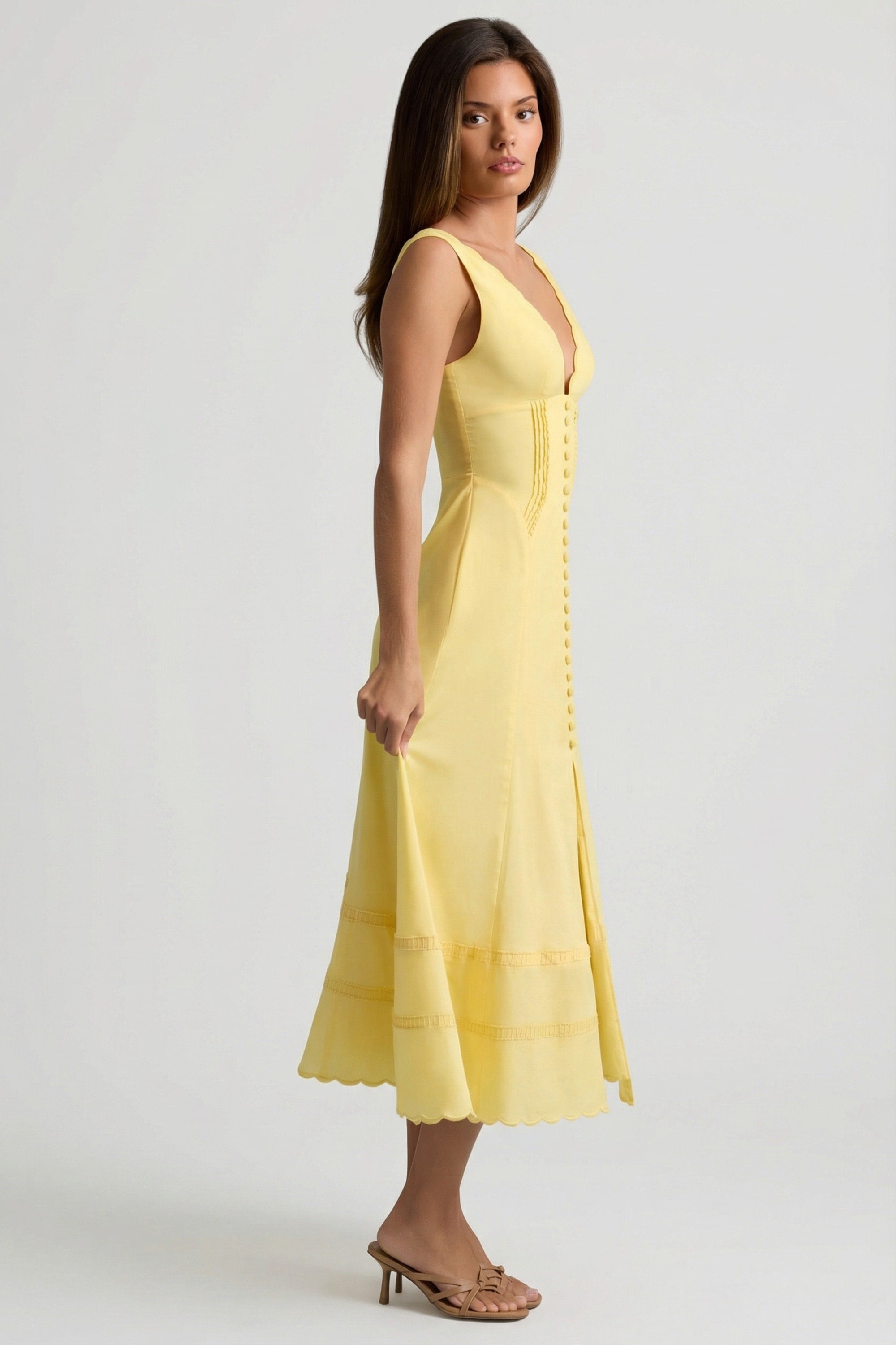 robe élégante jaune