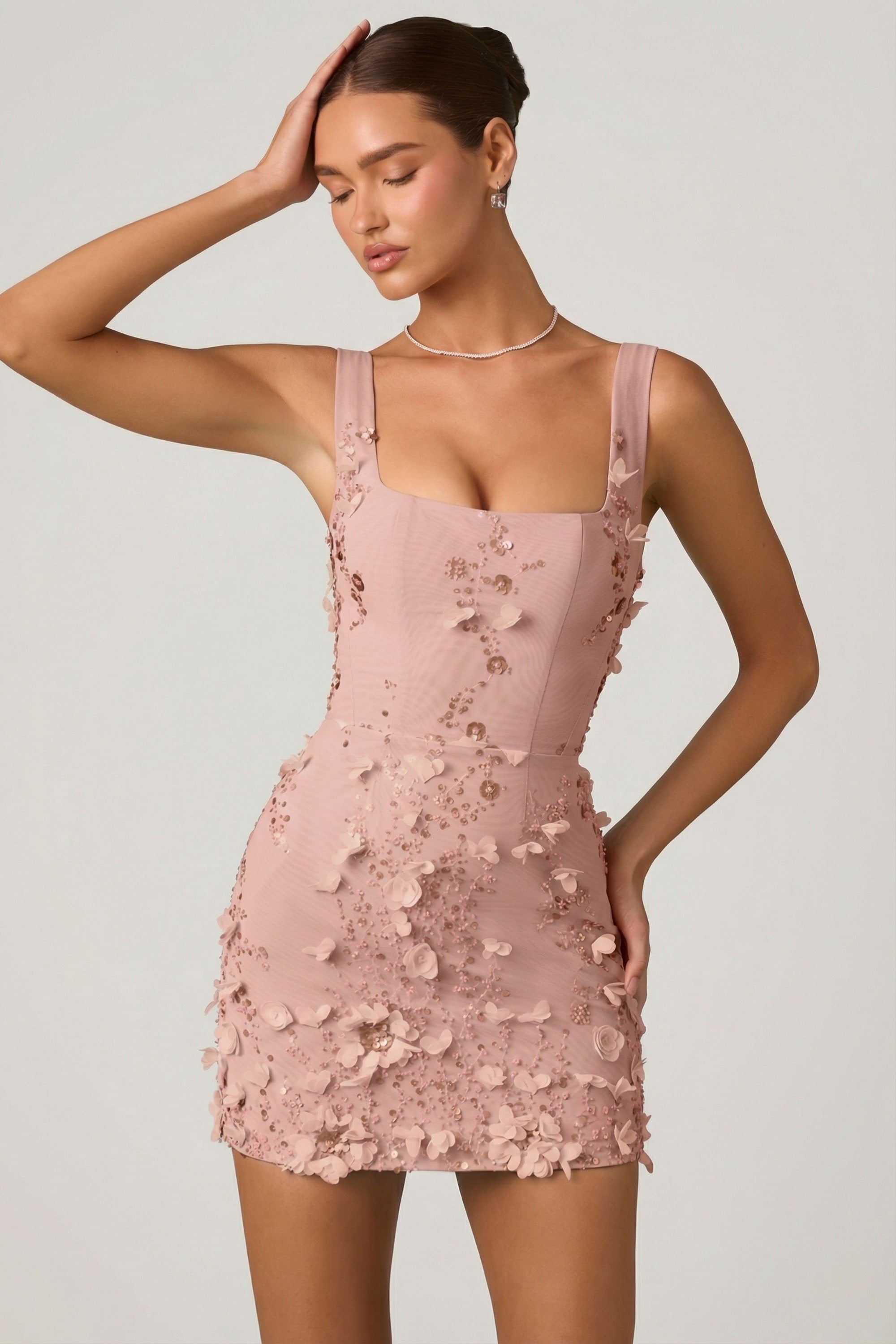 Appliqué floral en trois dimensions