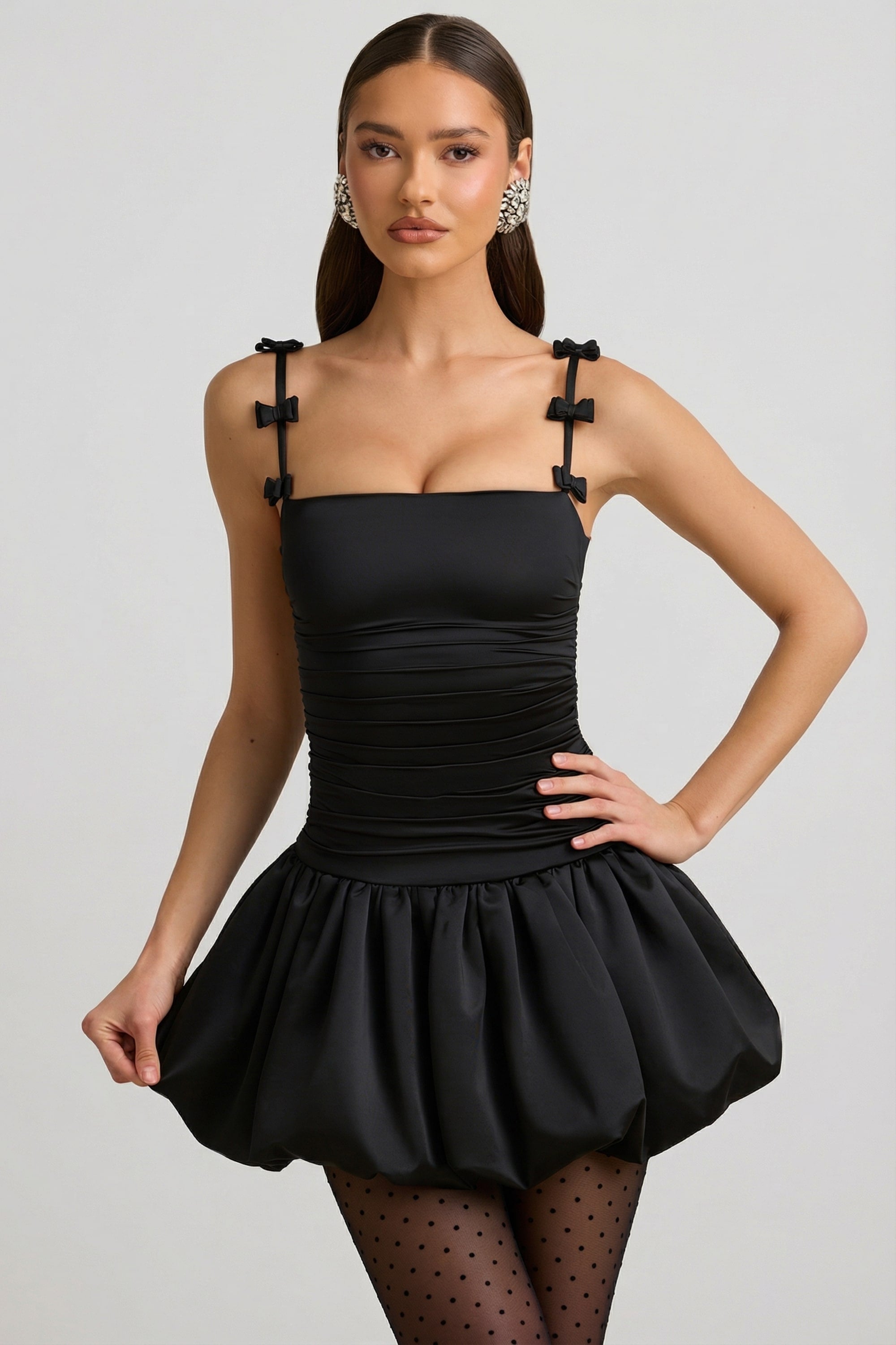 robe ourlet bulle noir détail nœud